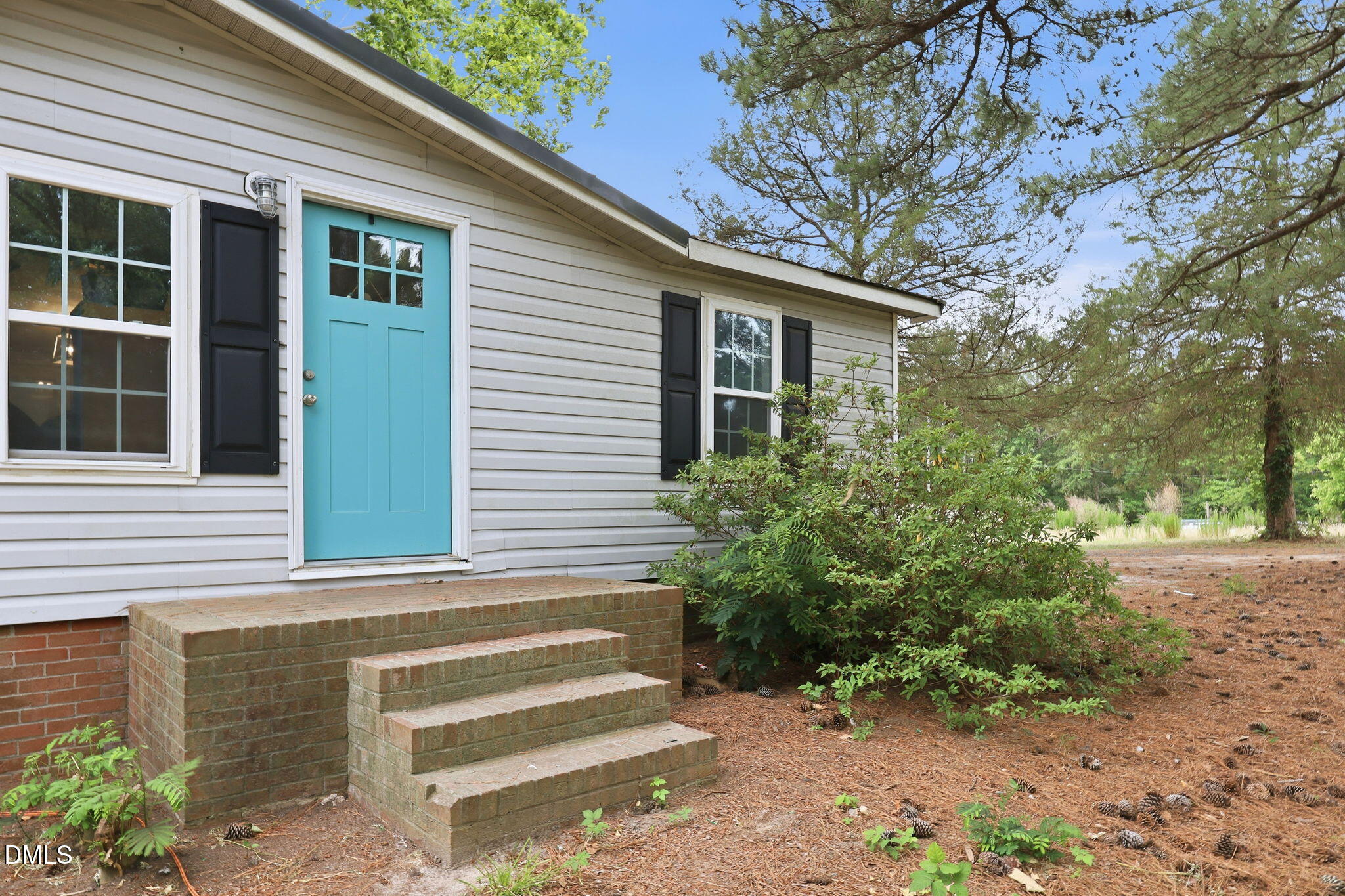 main property photo 36