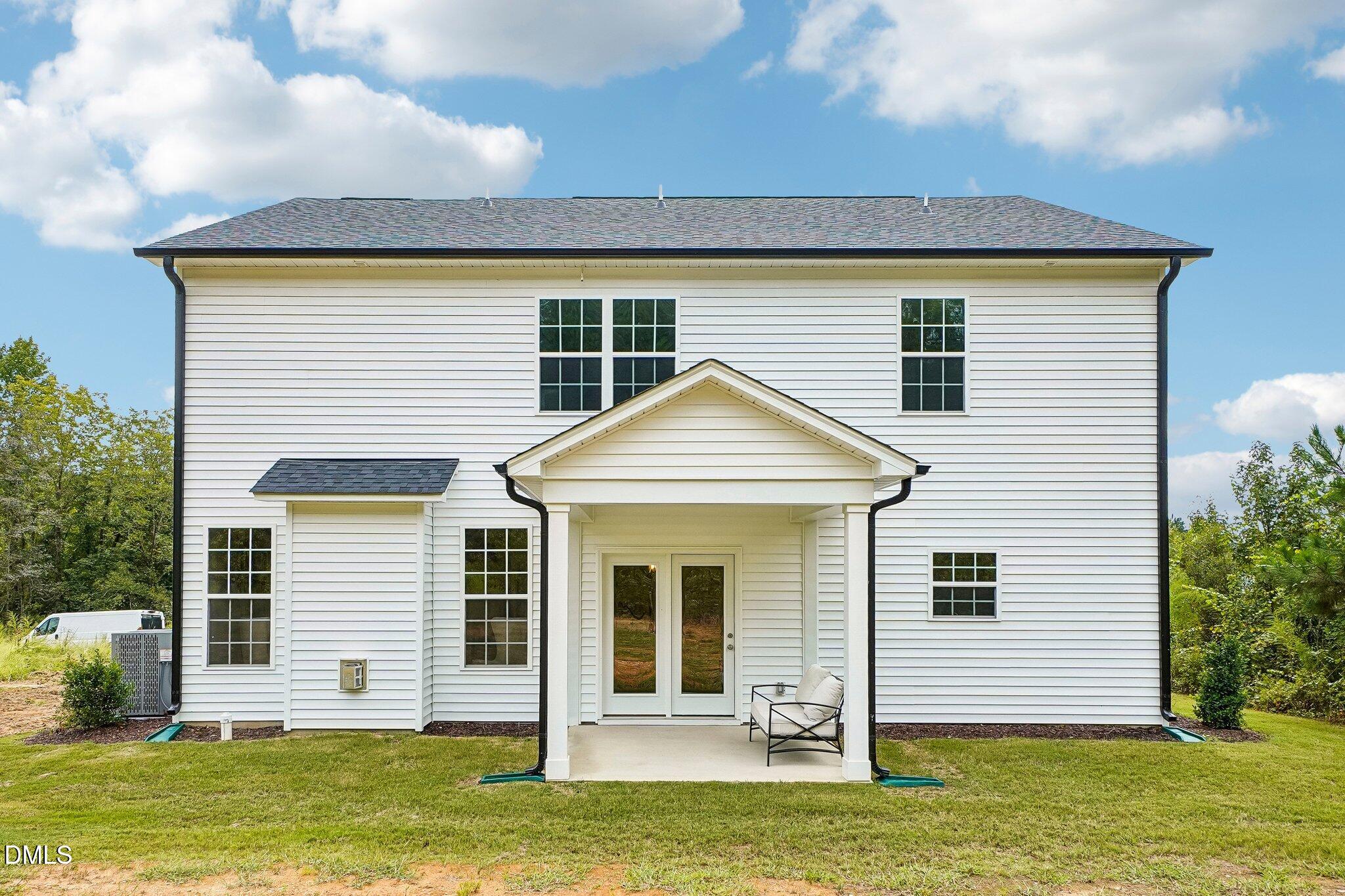 main property photo 32