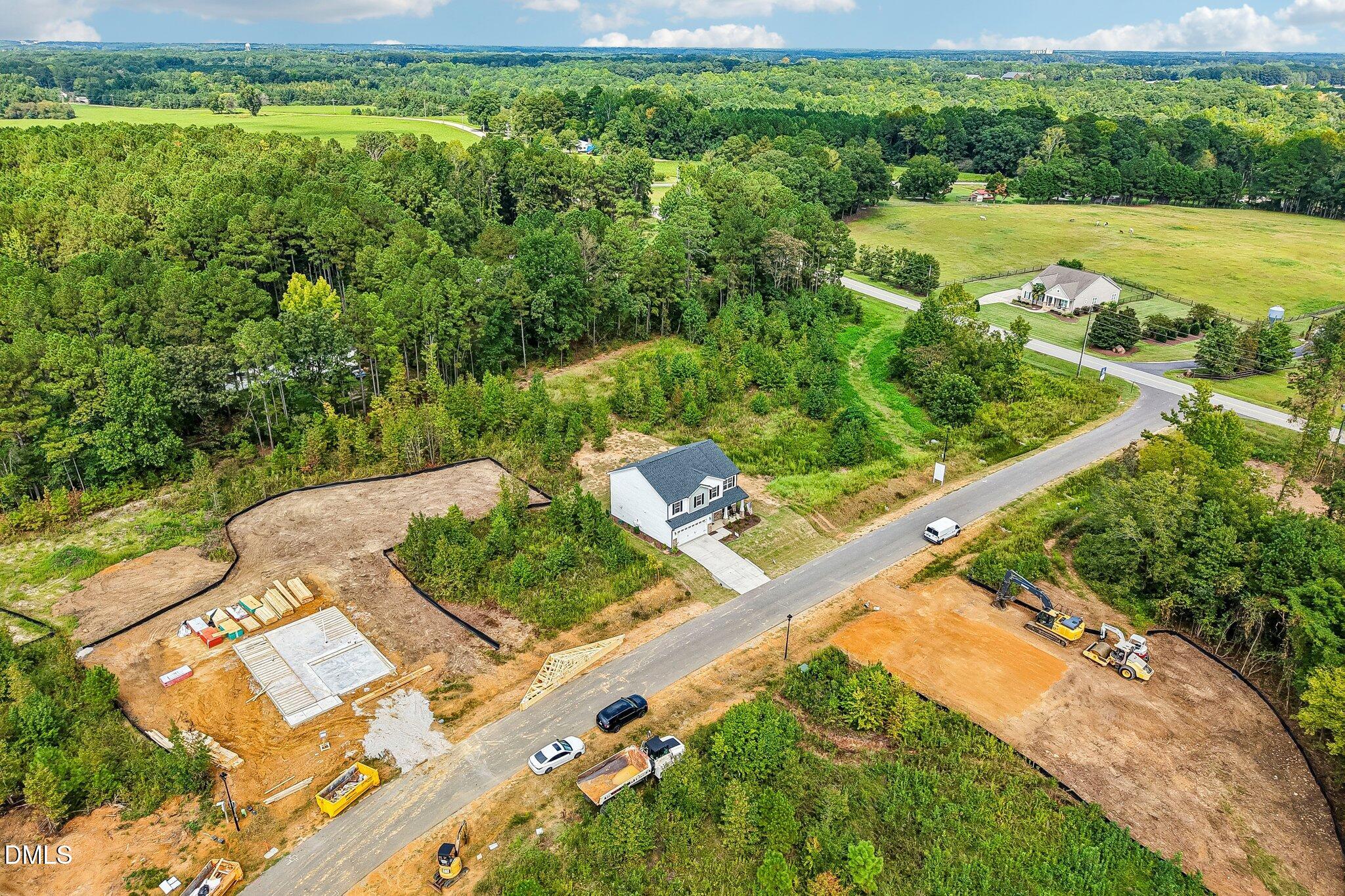 main property photo 33