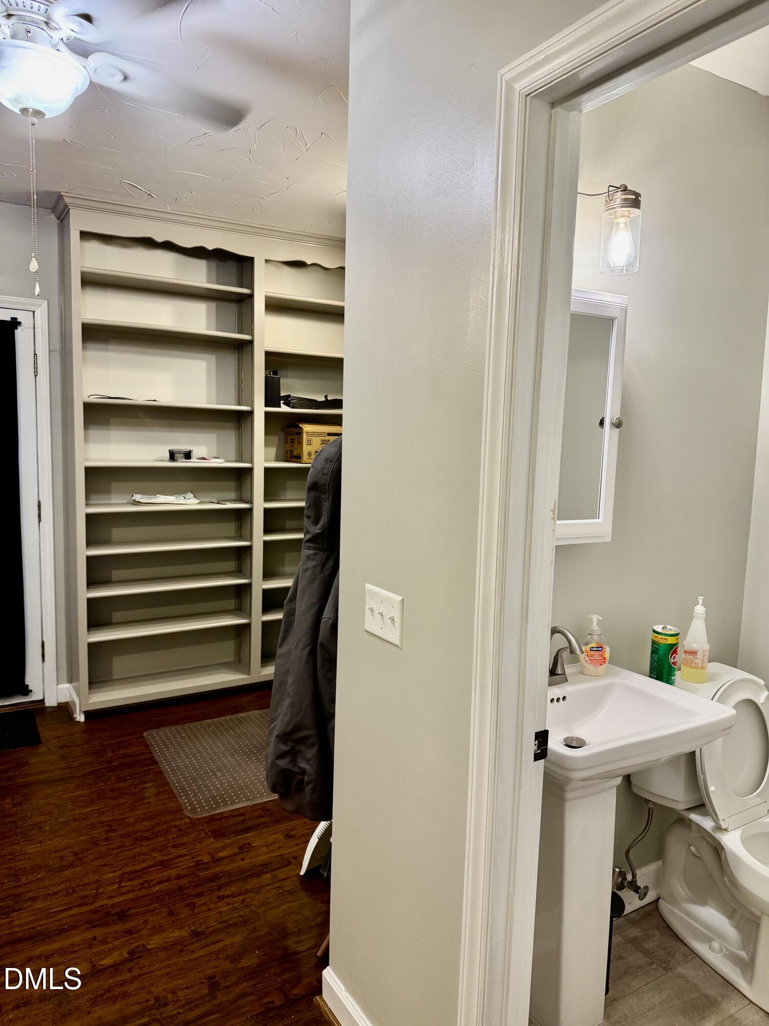 main property photo 18