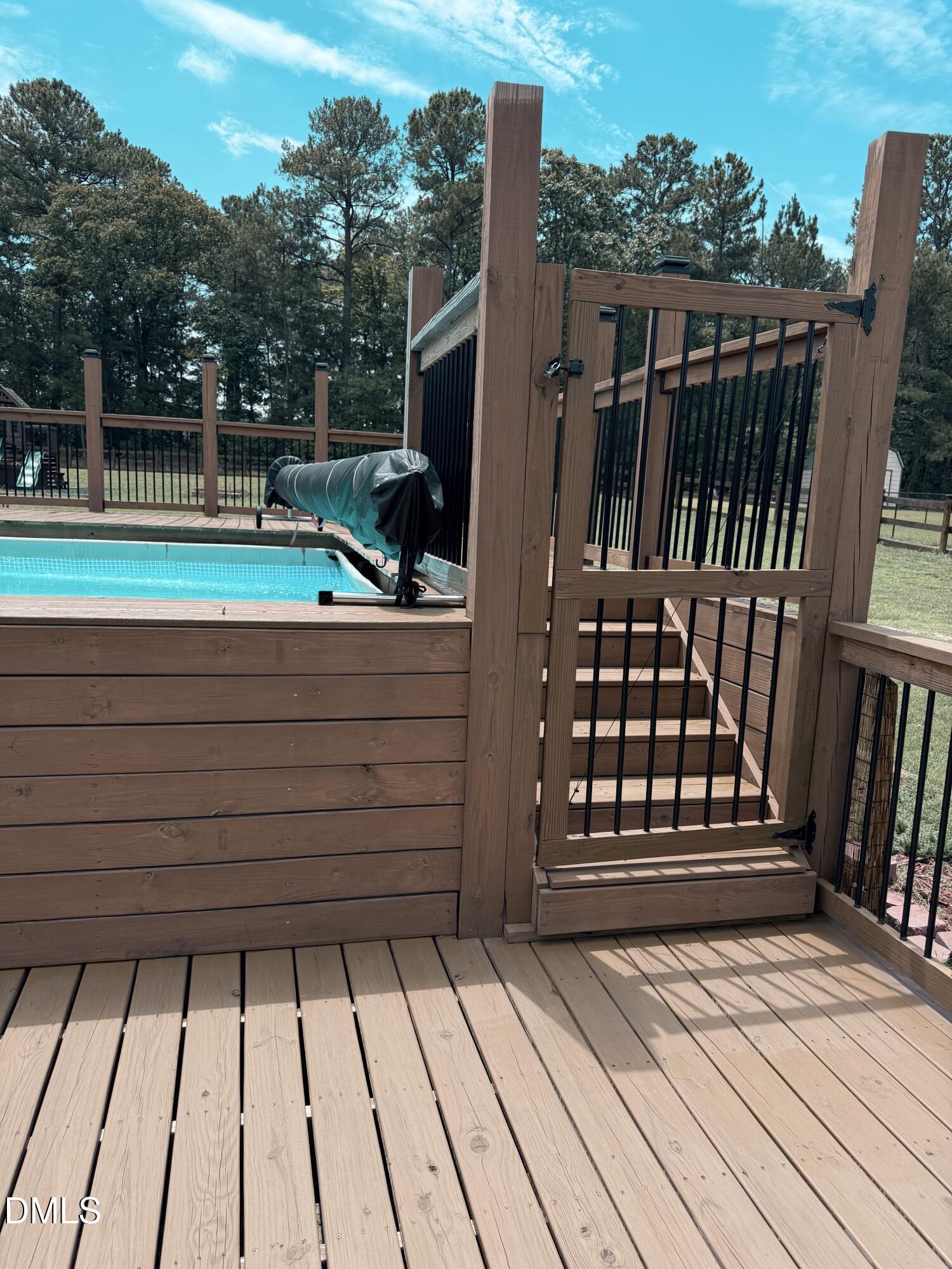 main property photo 42
