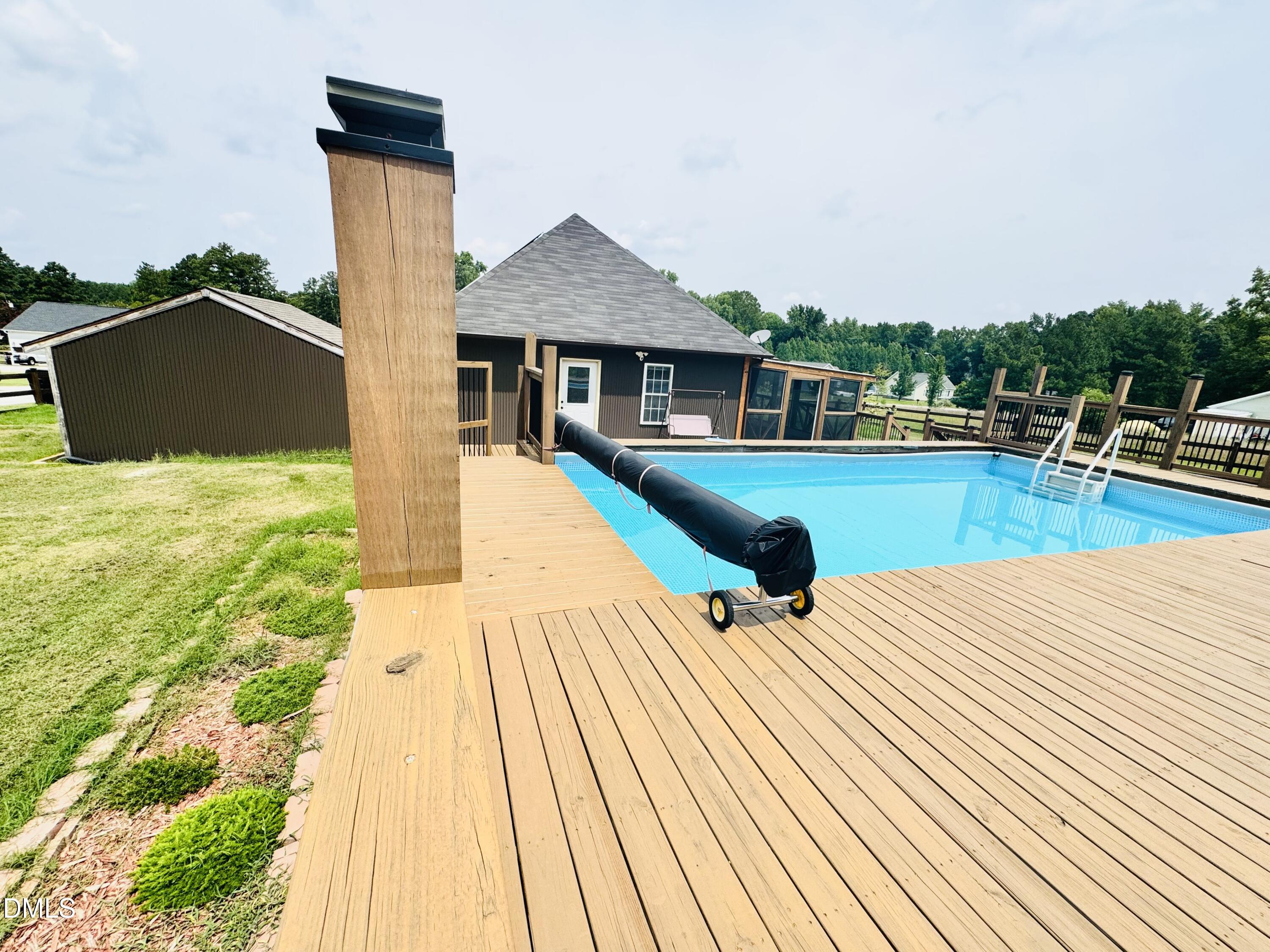 main property photo 70