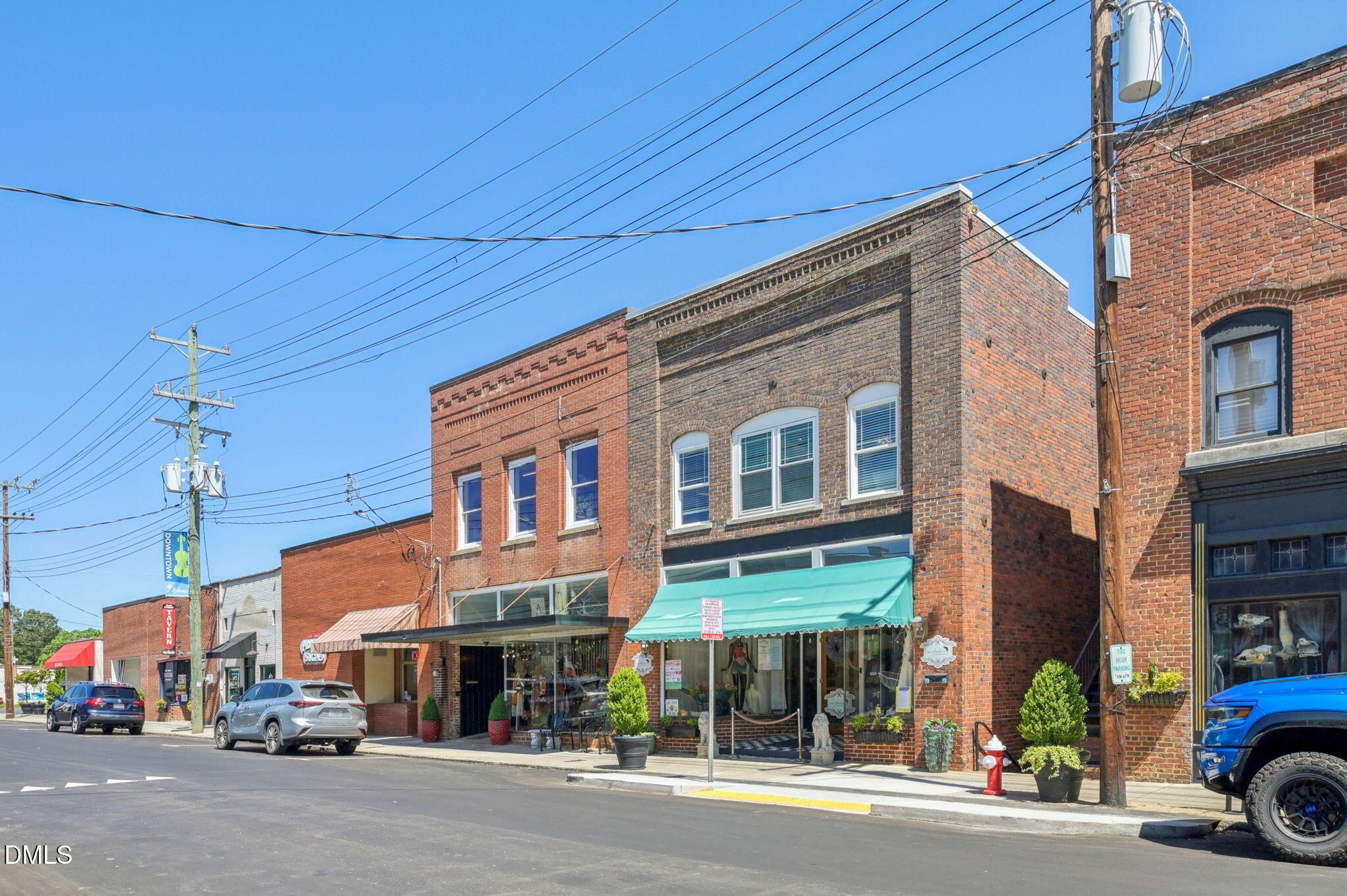 main property photo 25