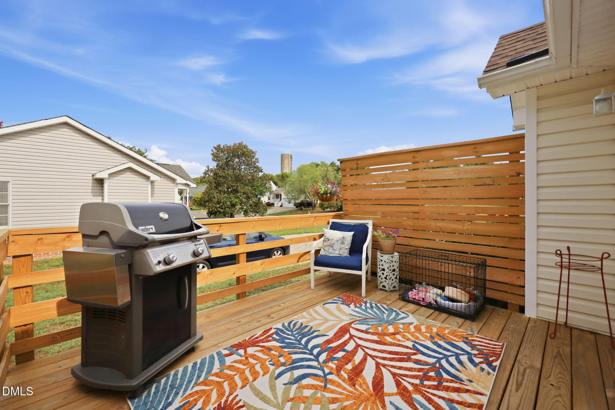 main property photo 28