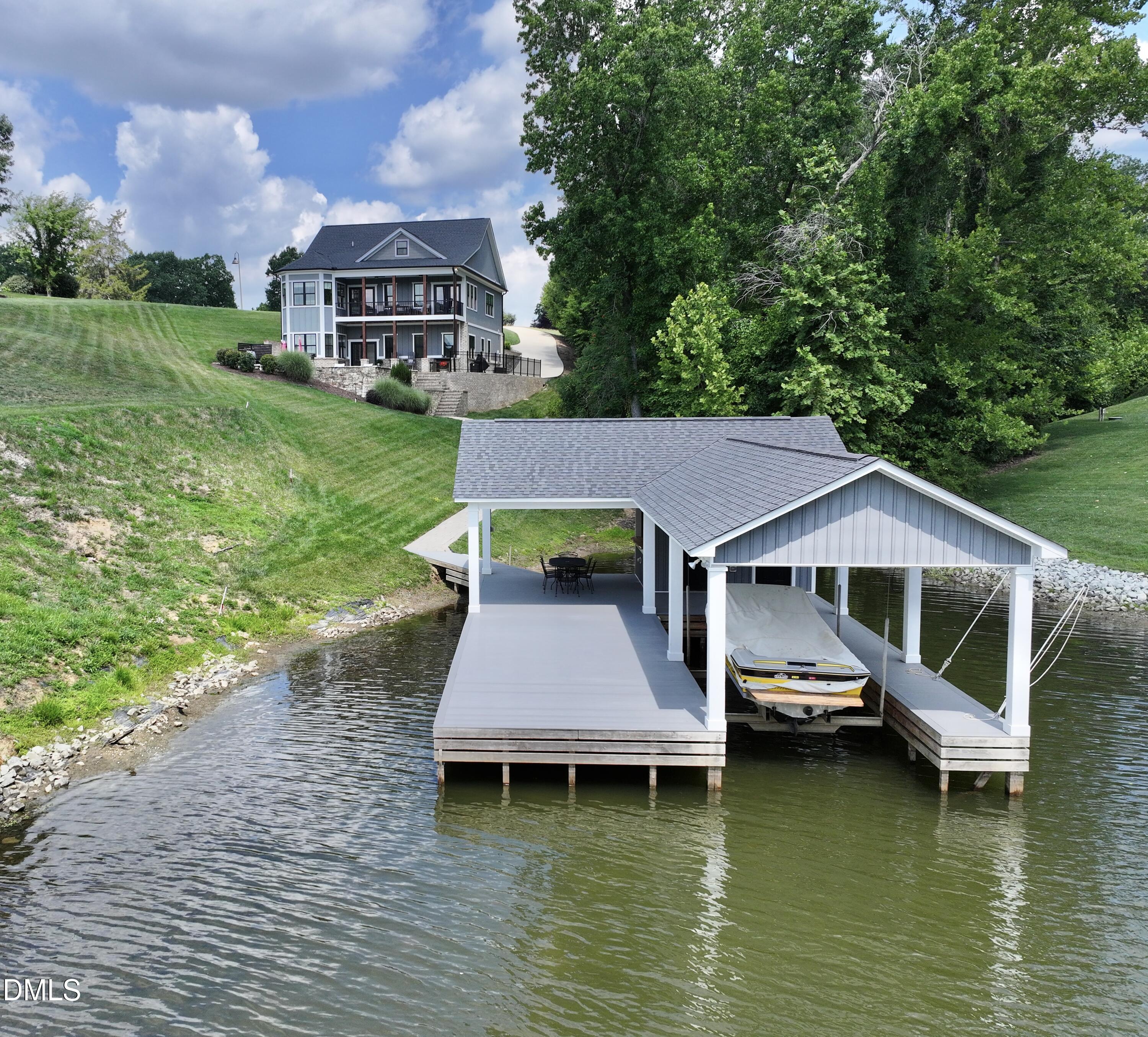 main property photo 75