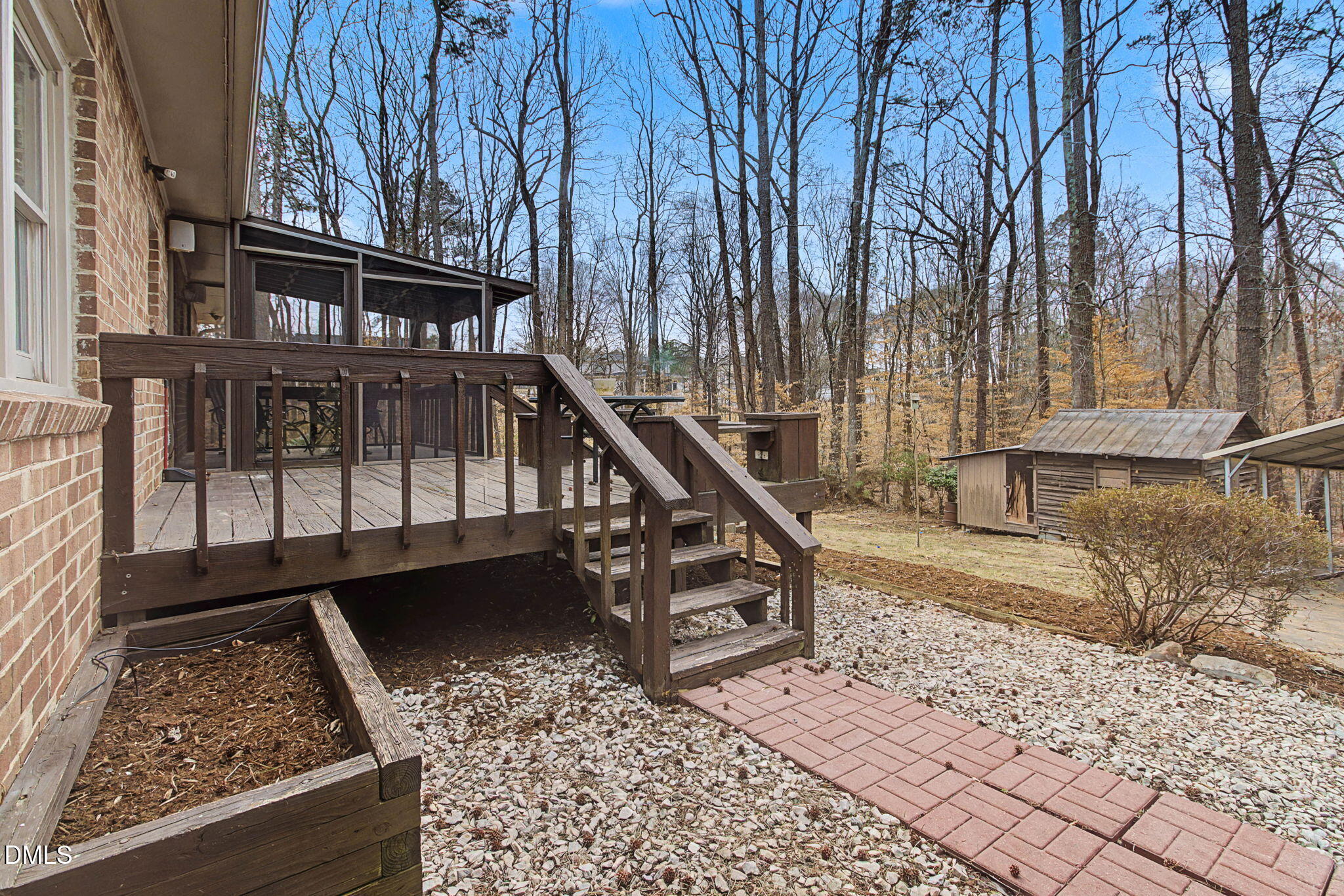 main property photo 13