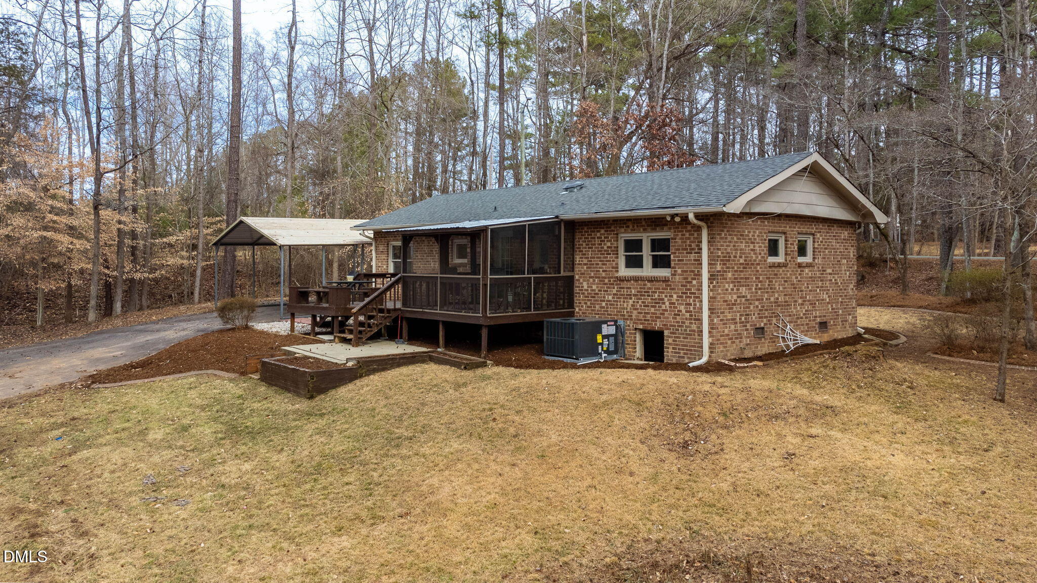 main property photo 49