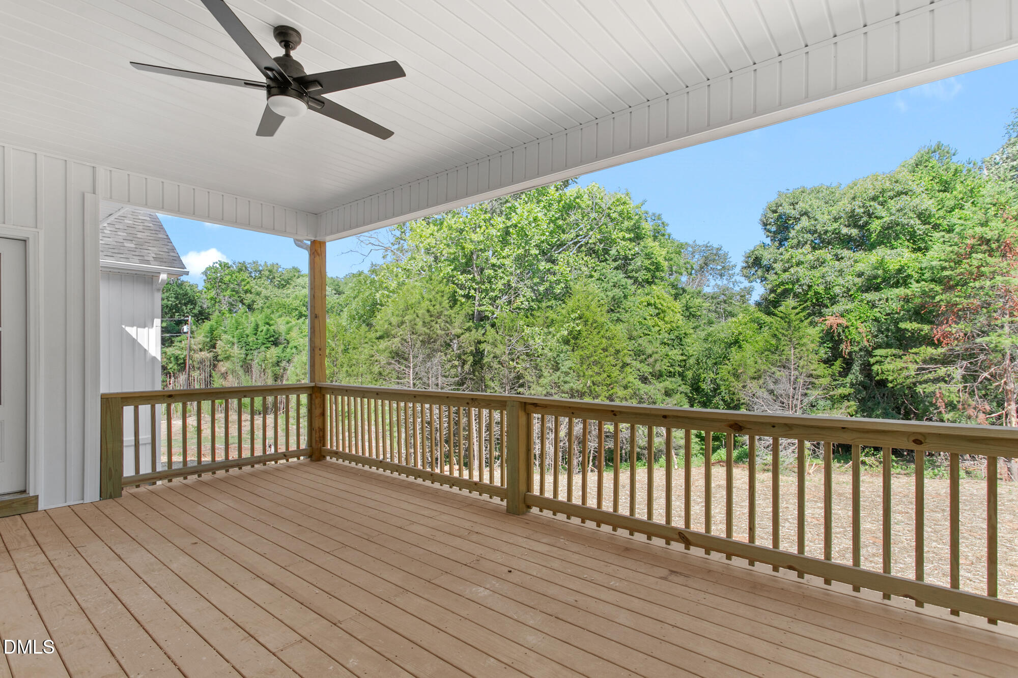 main property photo 44