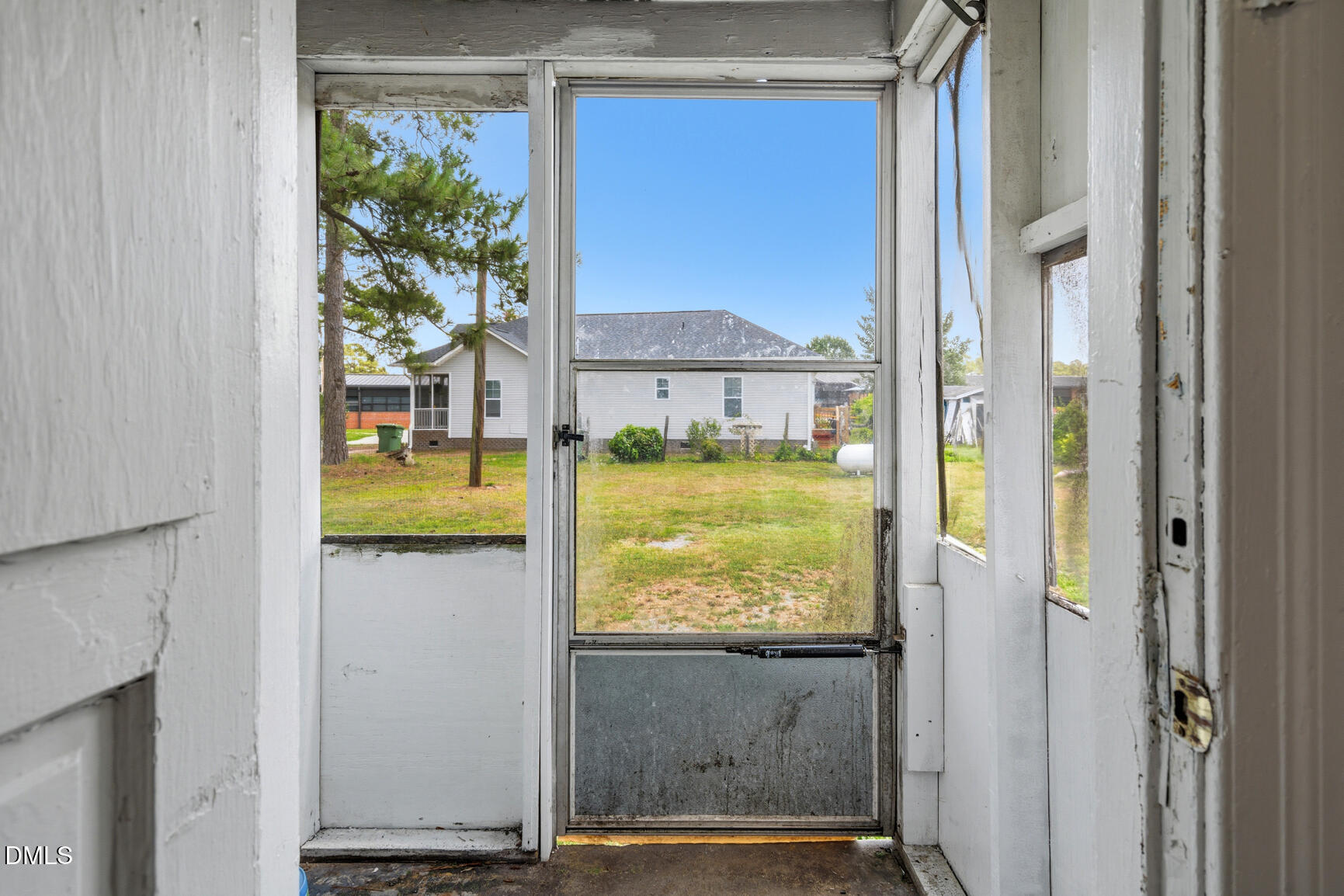 main property photo 14