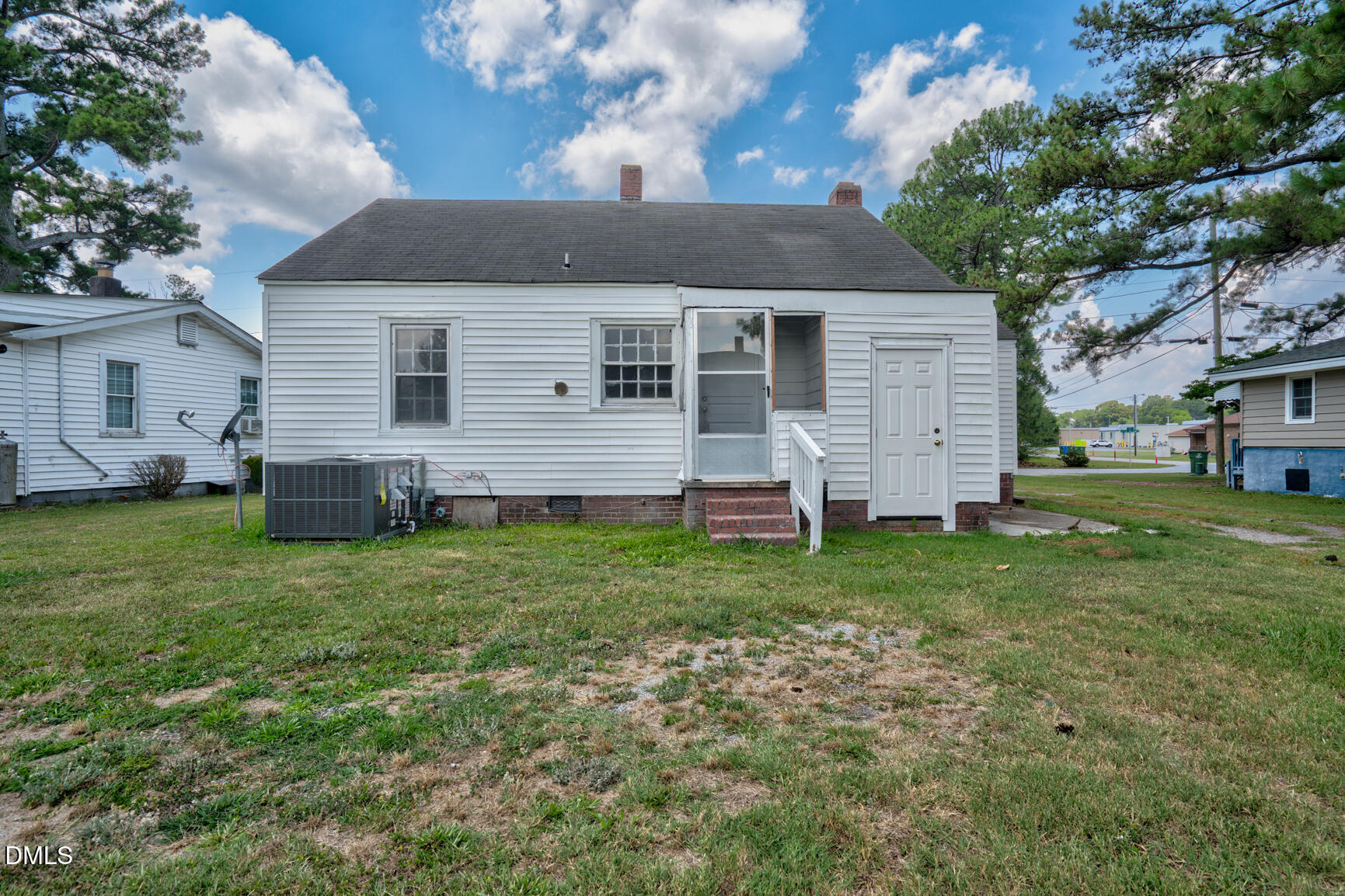 main property photo 22