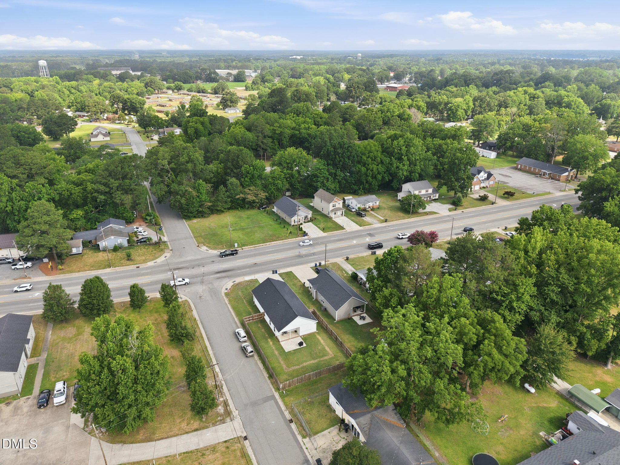 main property photo 32