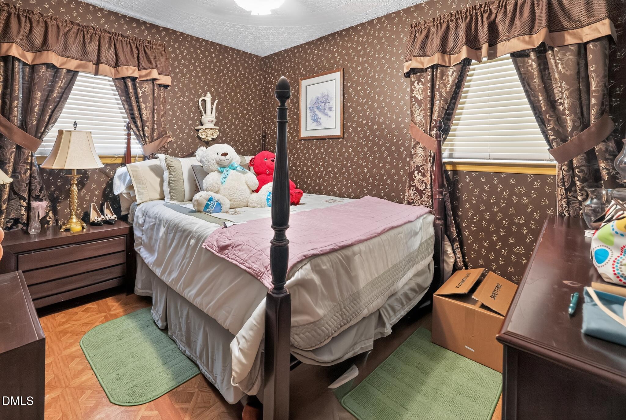 main property photo 23
