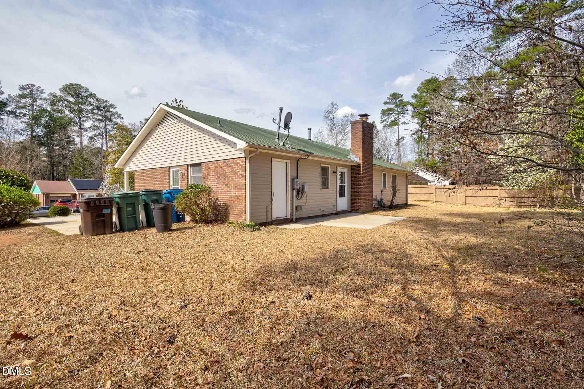 main property photo 21