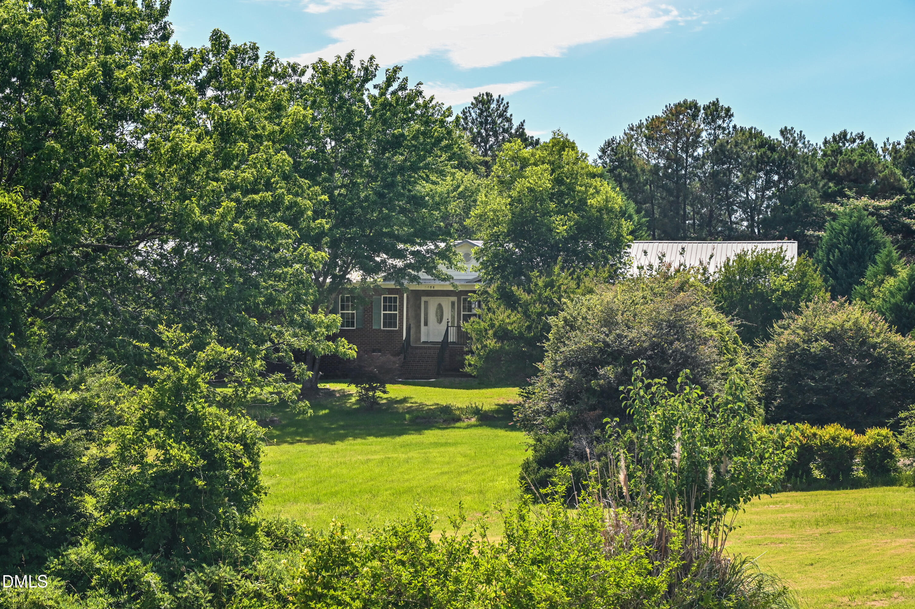 main property photo 38