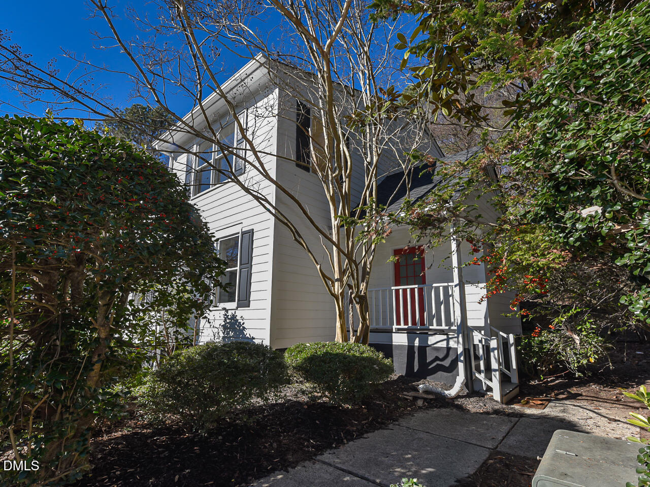 main property photo 33