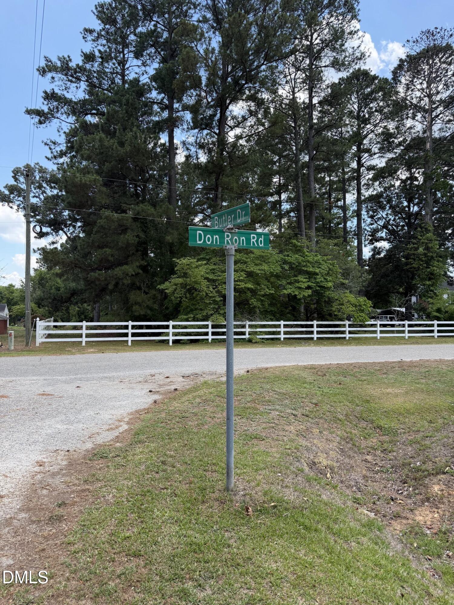 main property photo 40
