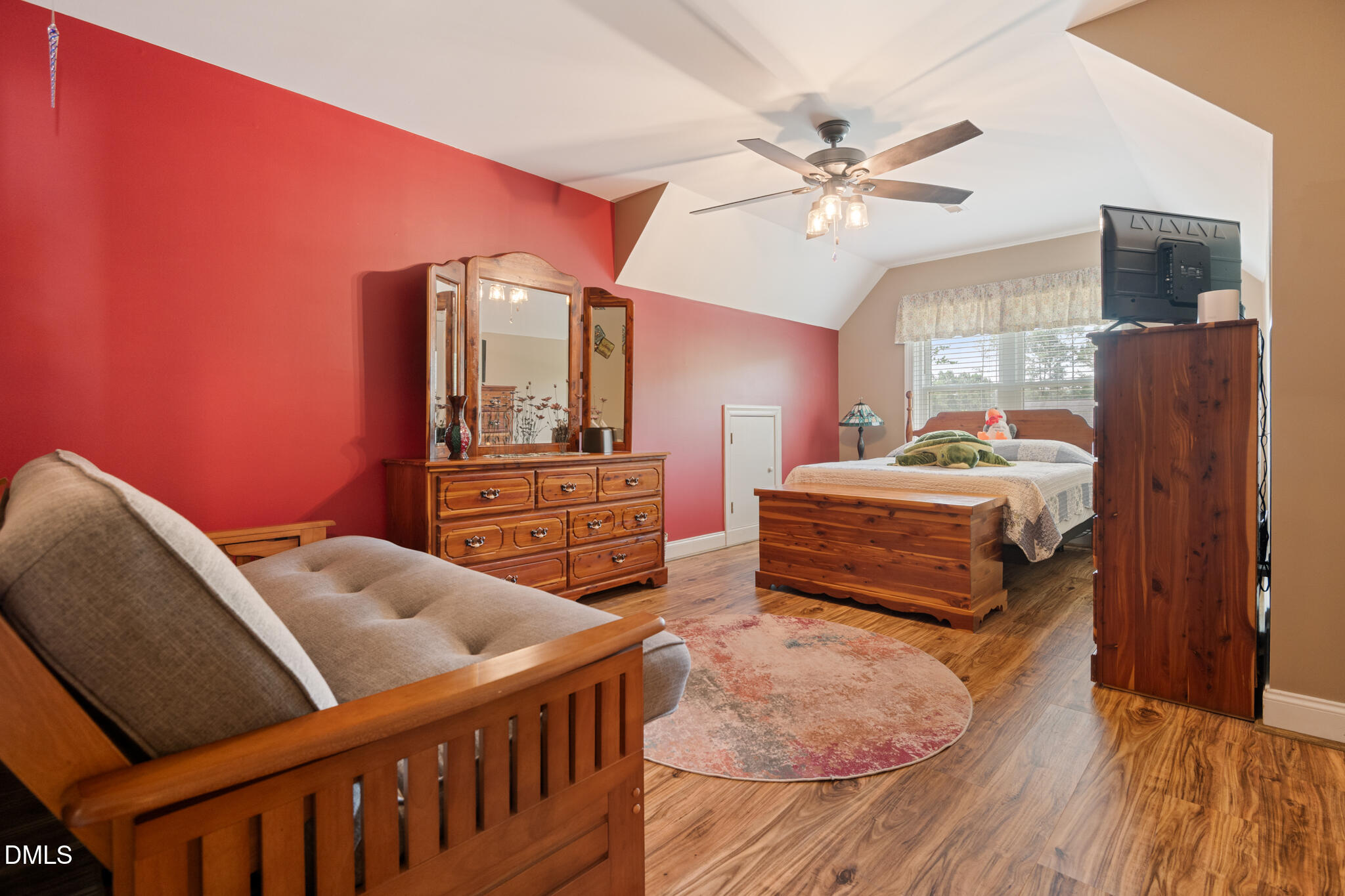 main property photo 33