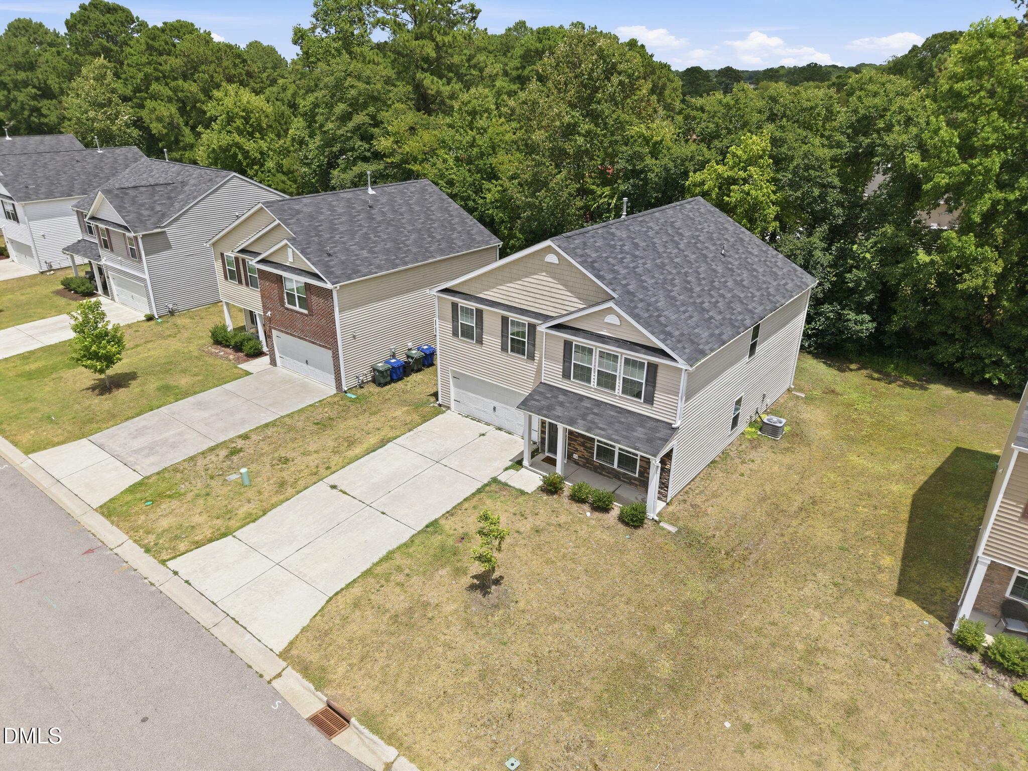 main property photo 39