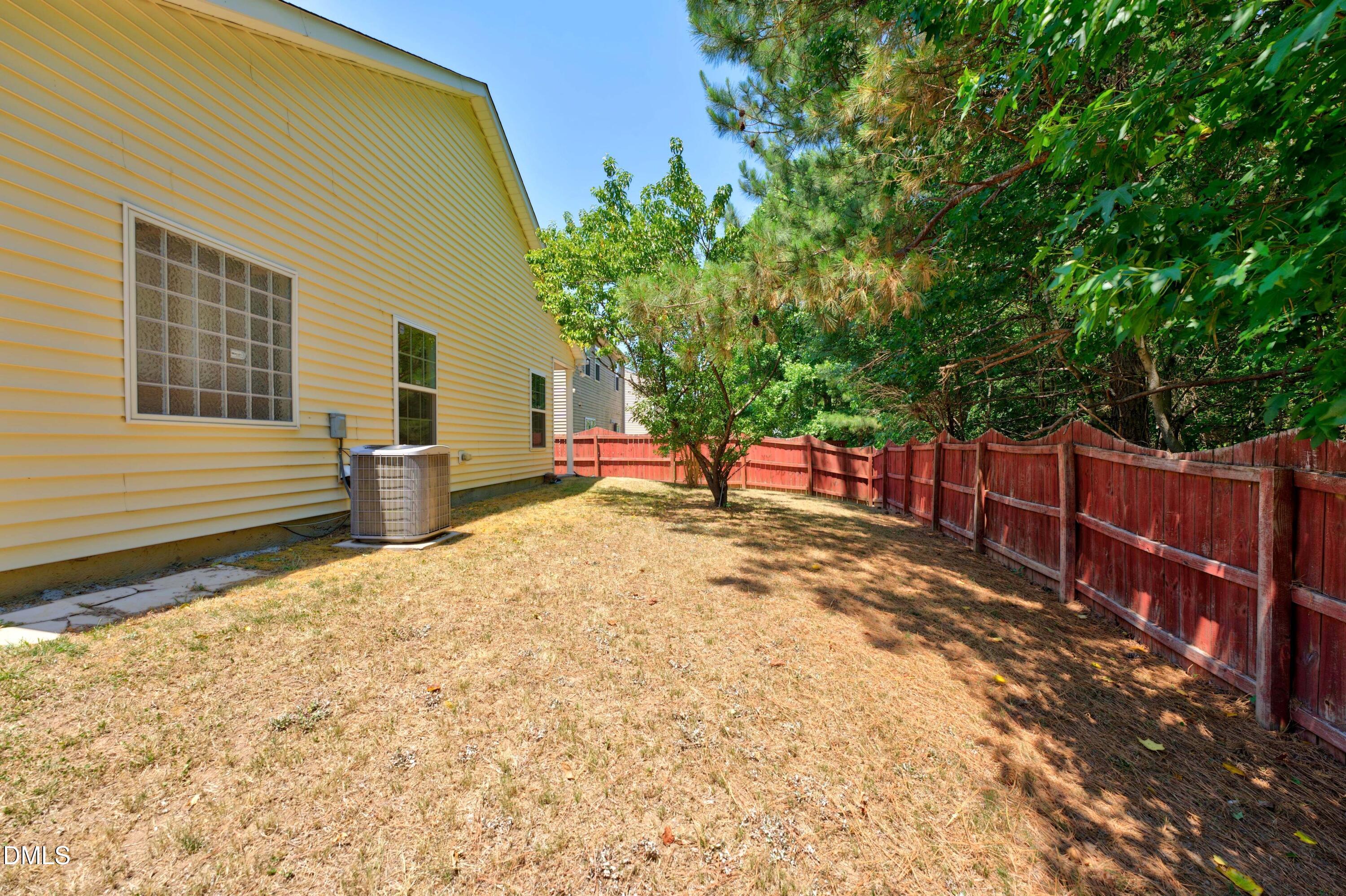 main property photo 31
