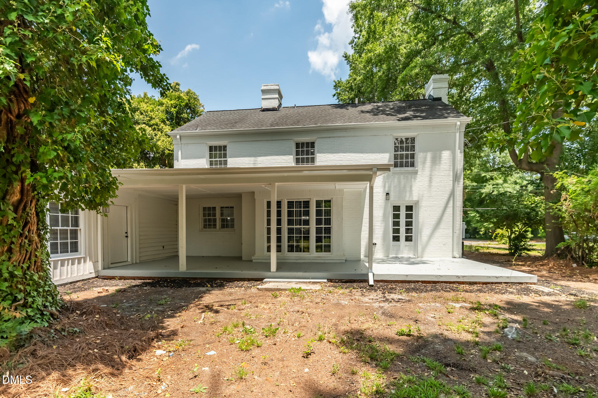 main property photo 40
