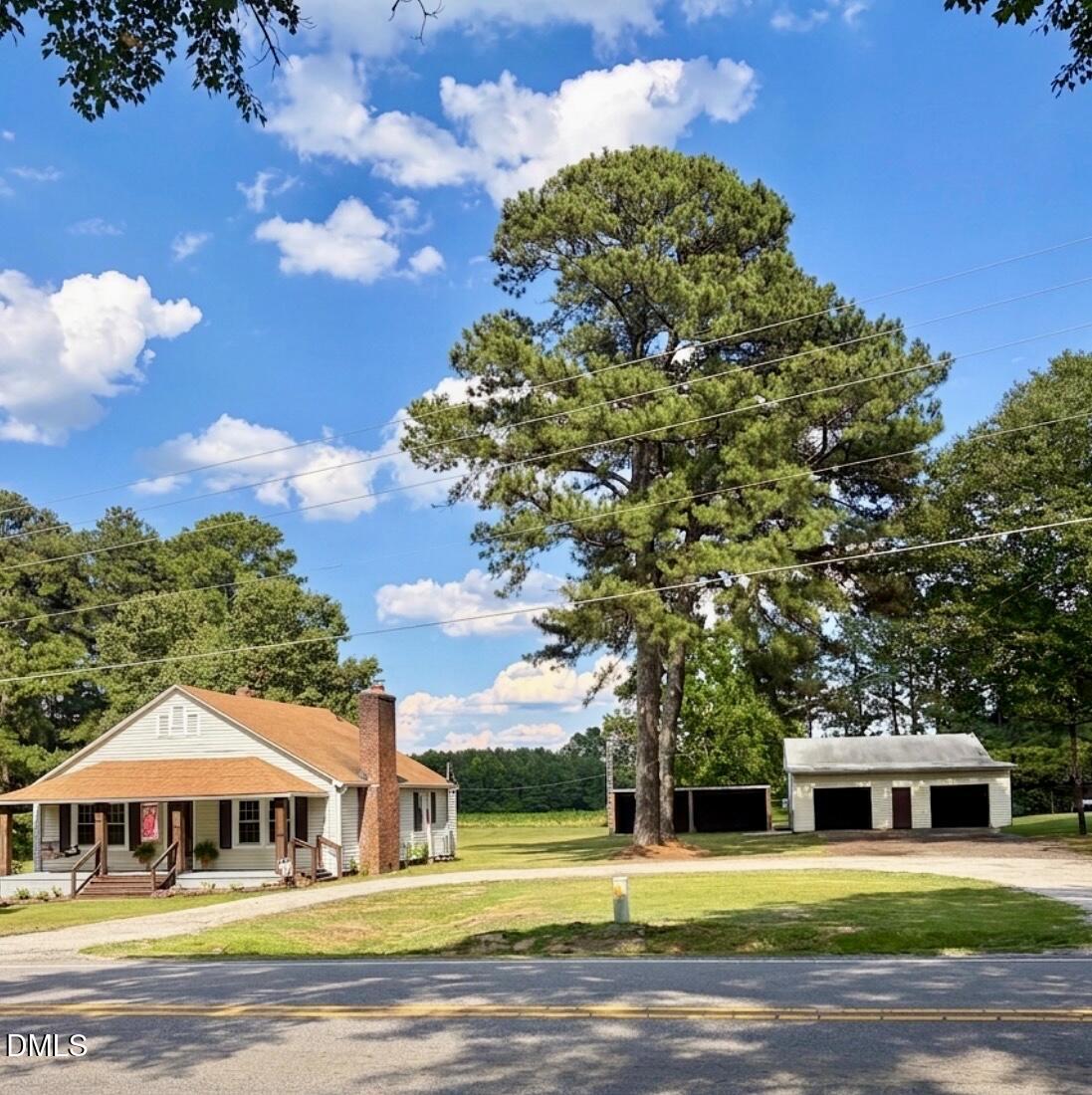 main property photo 4