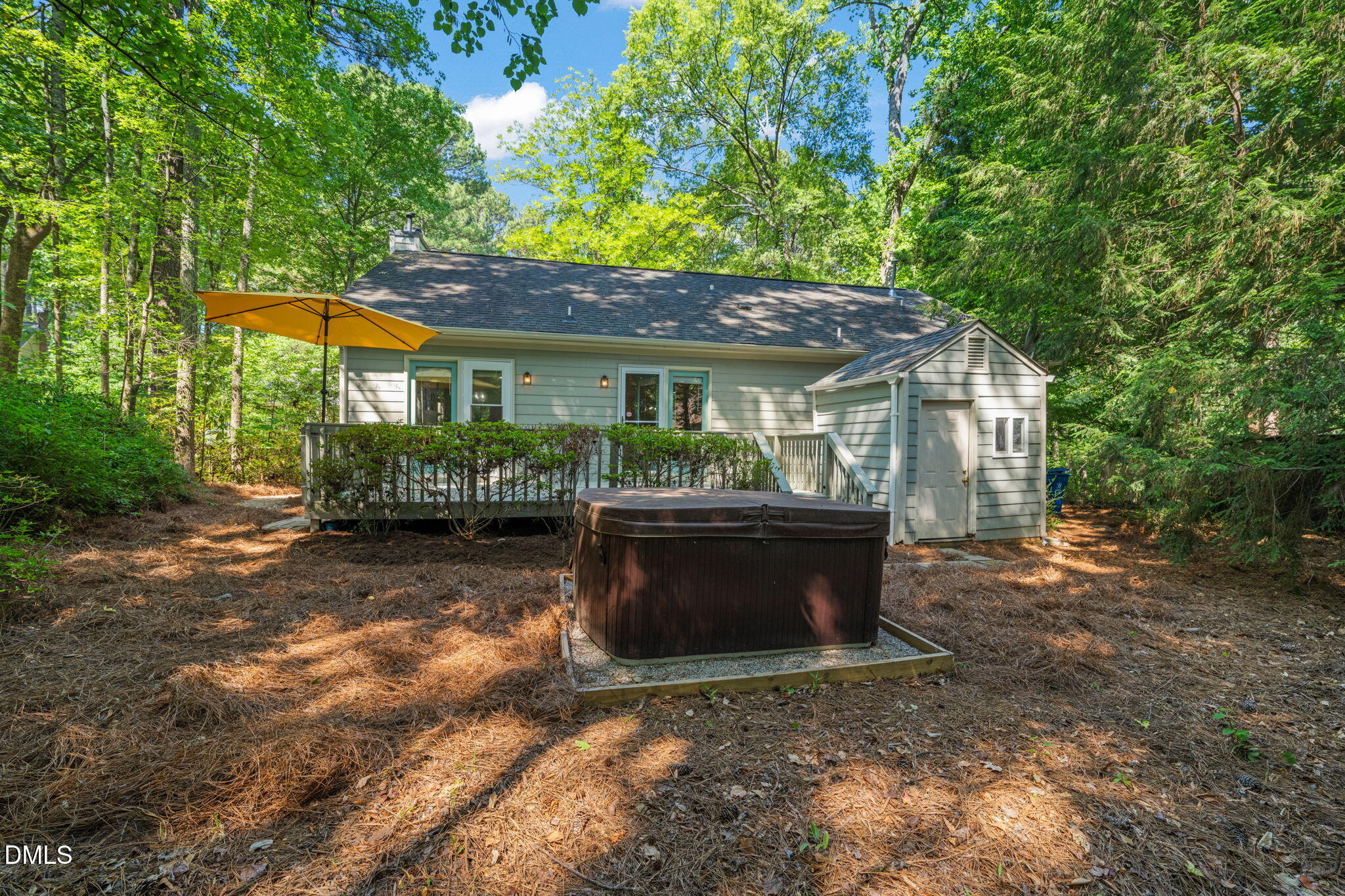 main property photo 30