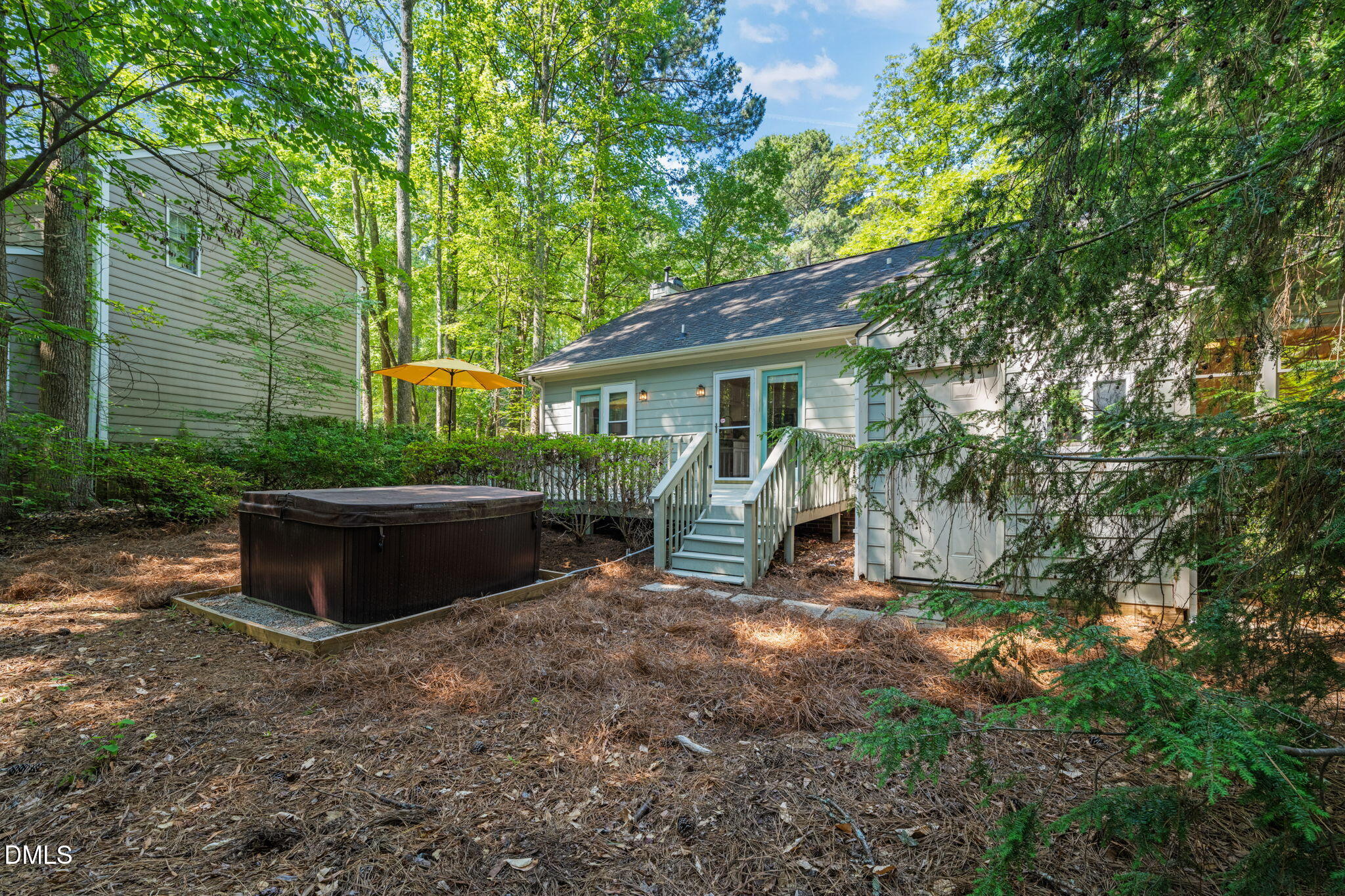main property photo 31