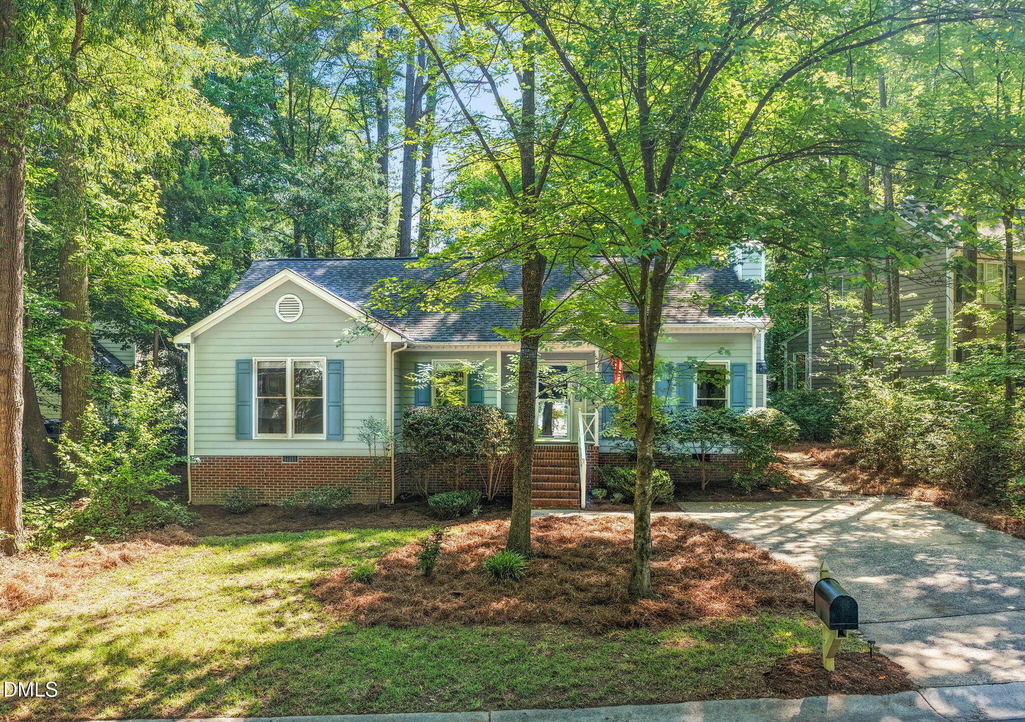 main property photo 36