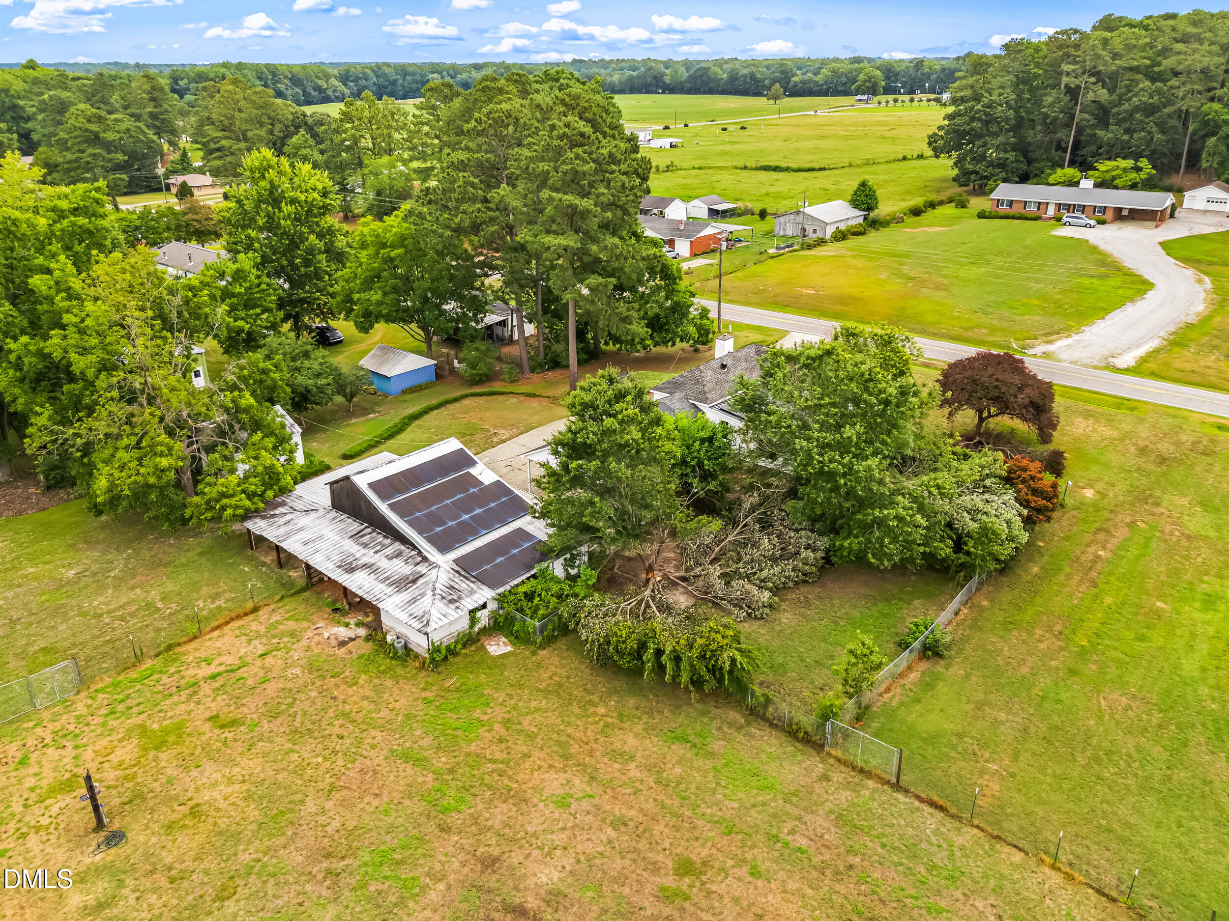 main property photo 51