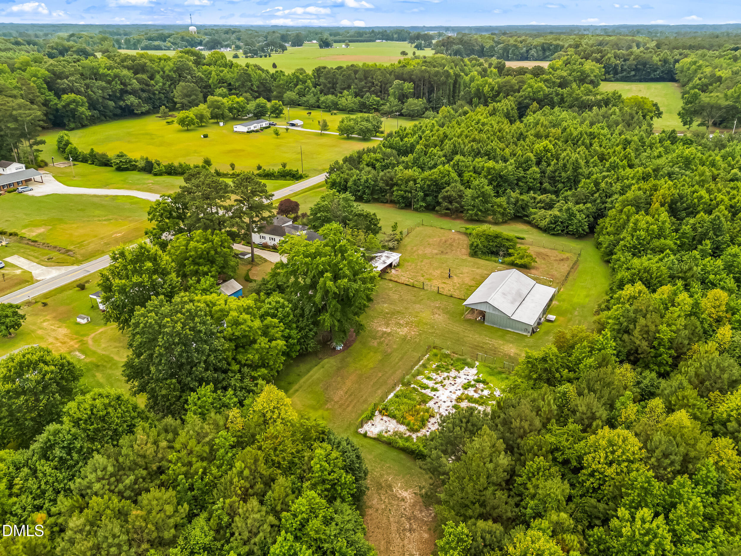 main property photo 58