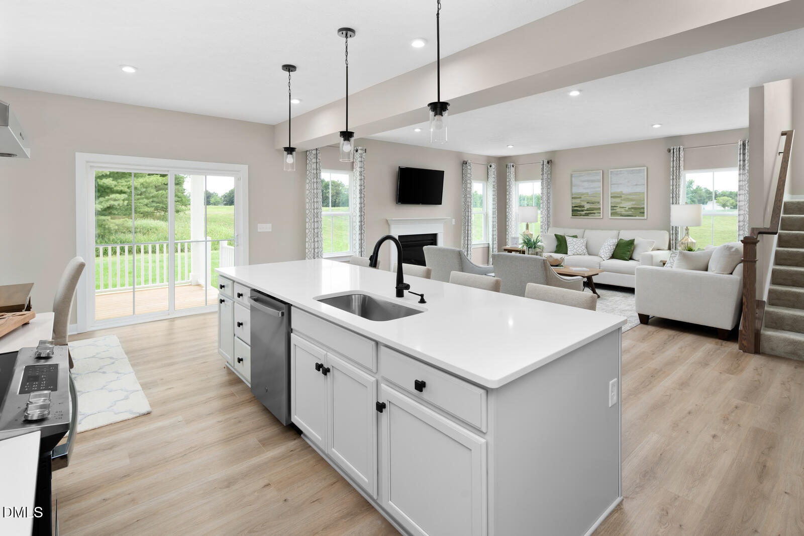 main property photo 17