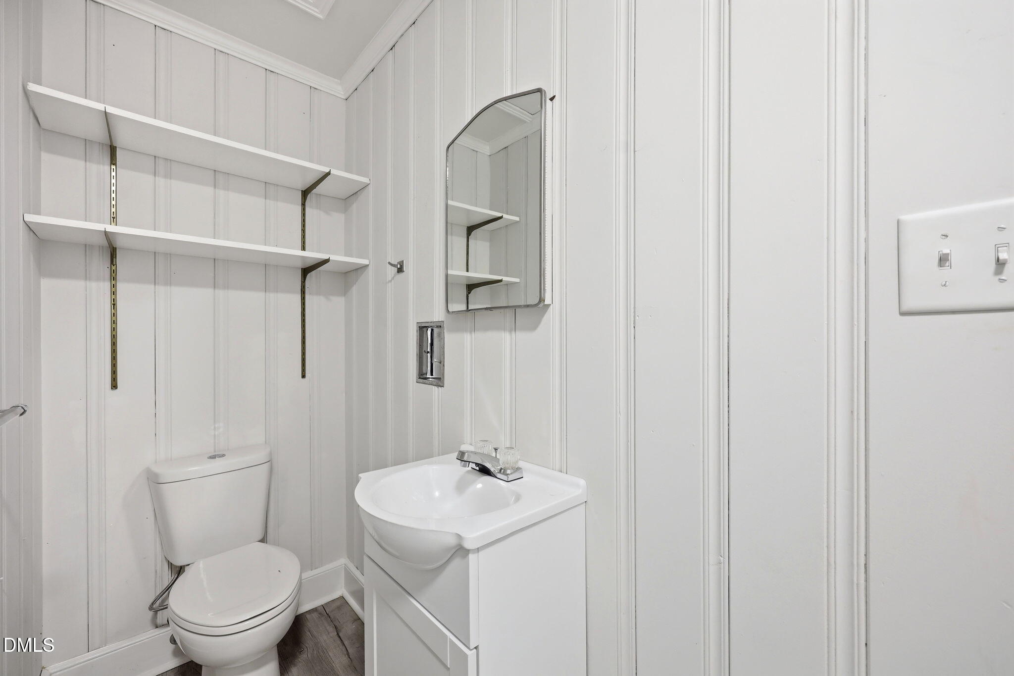 main property photo 13