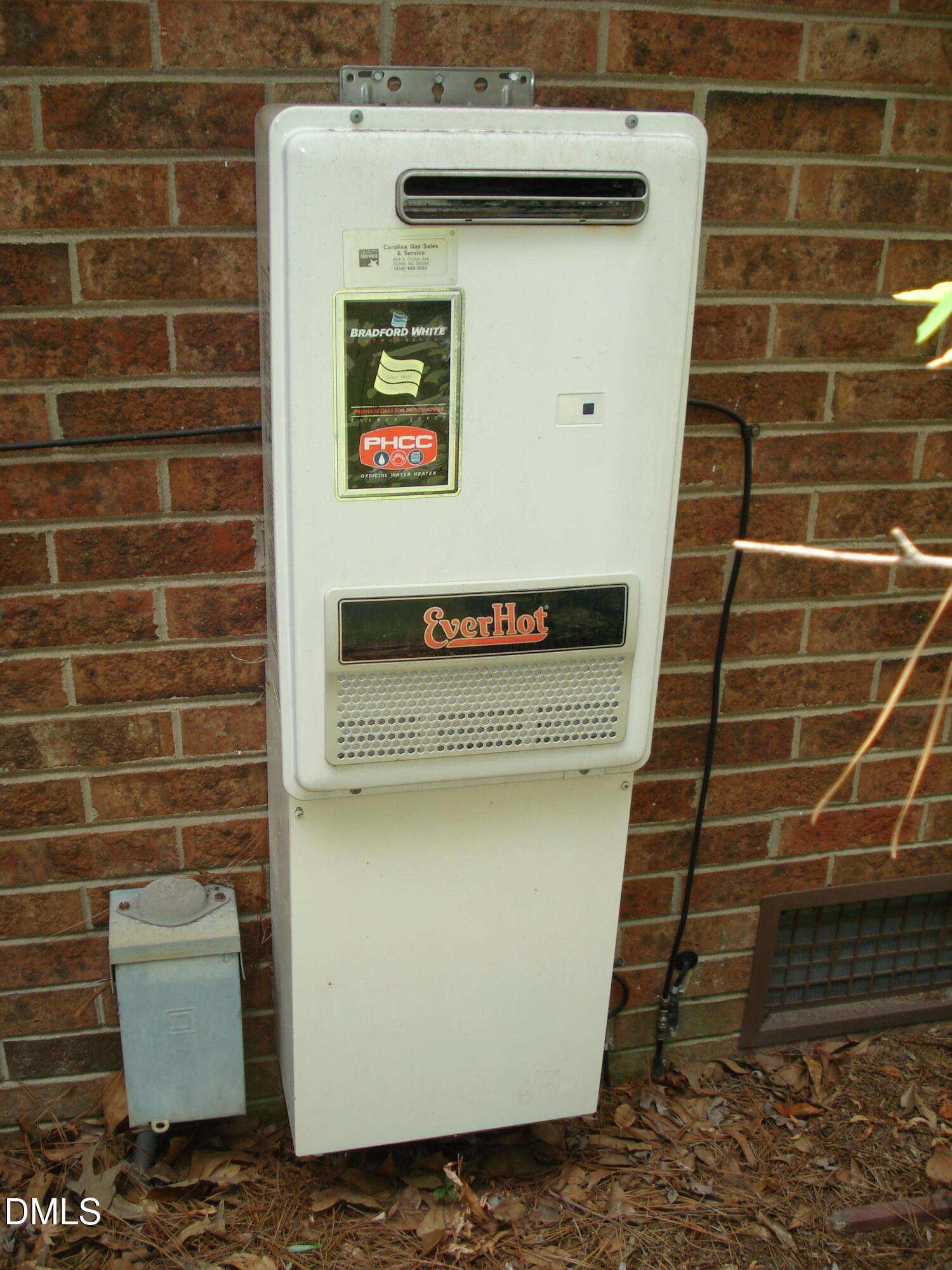 main property photo 49