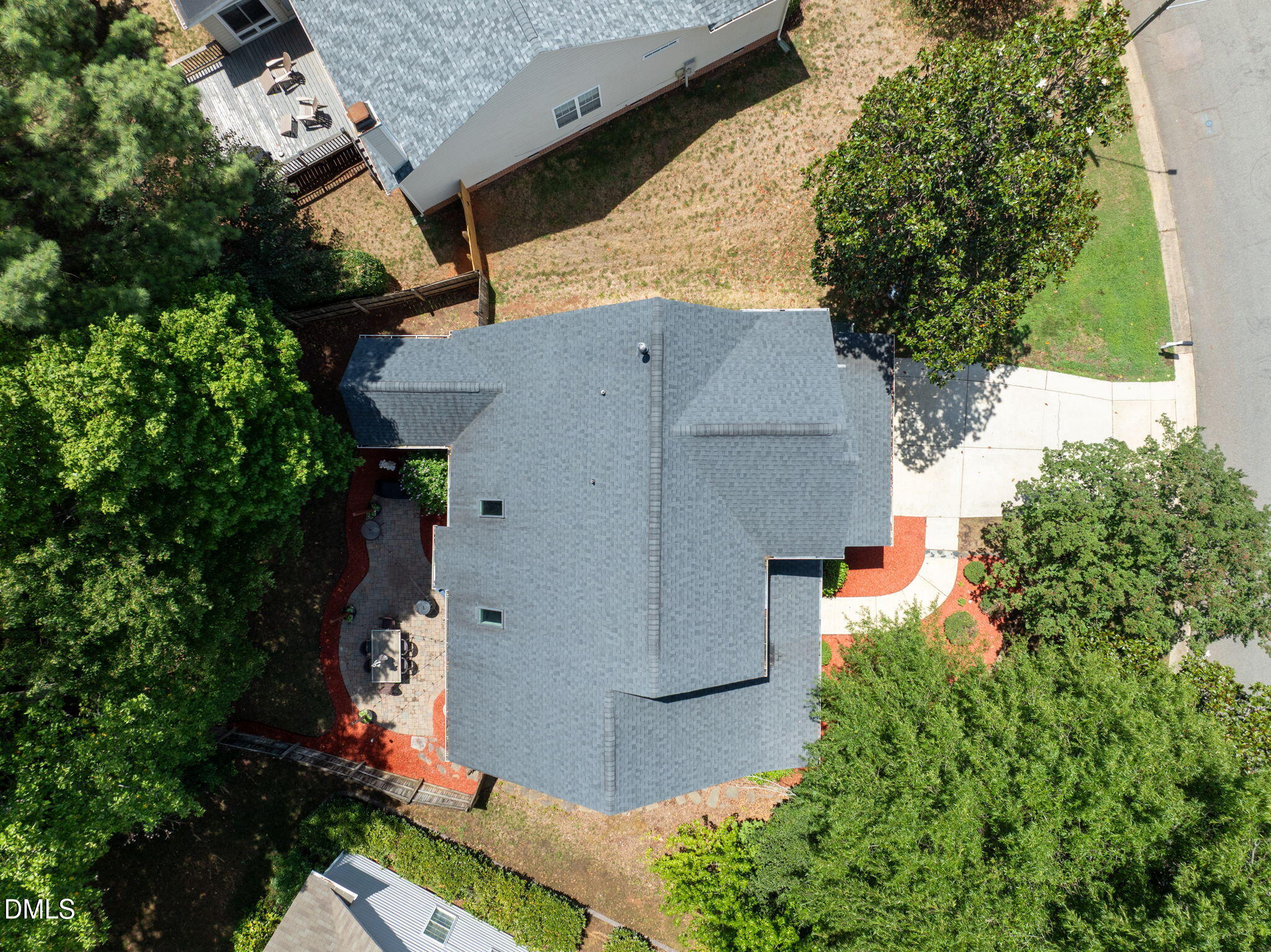 main property photo 43