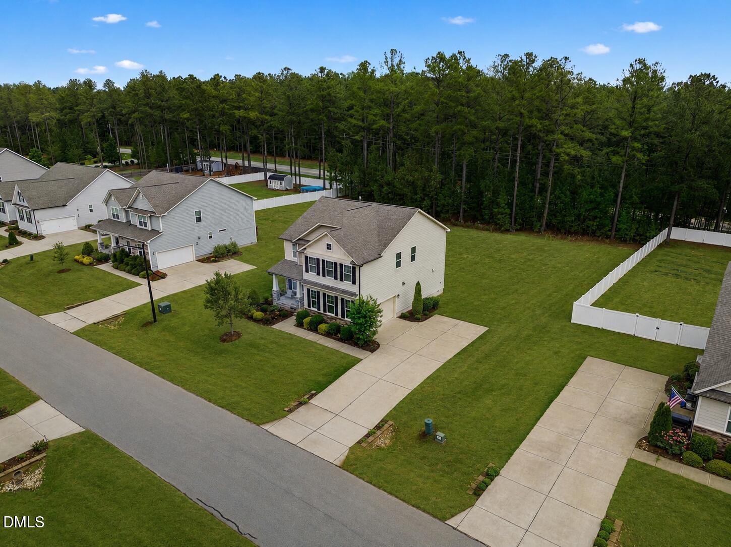 main property photo 34