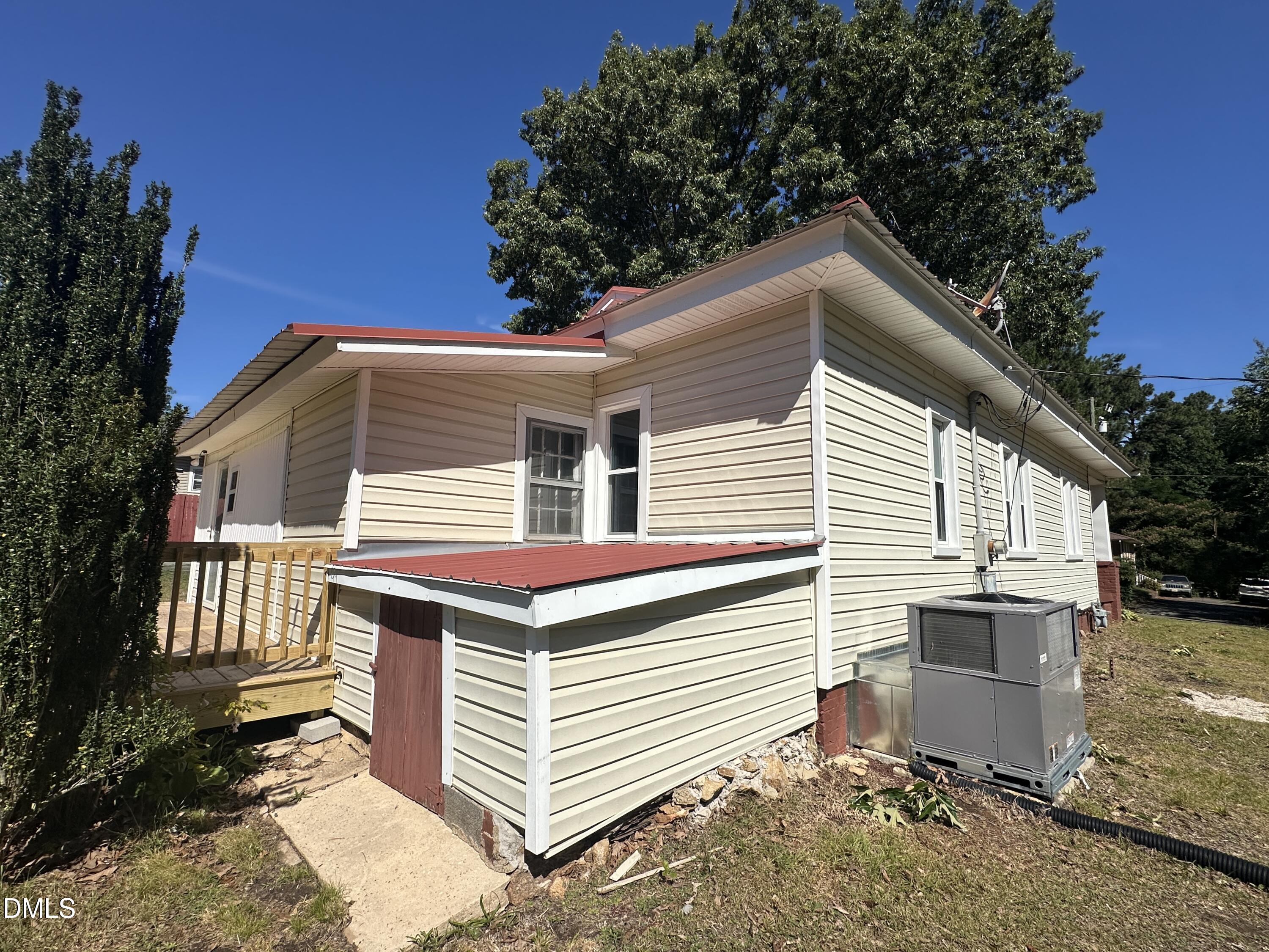 main property photo 35