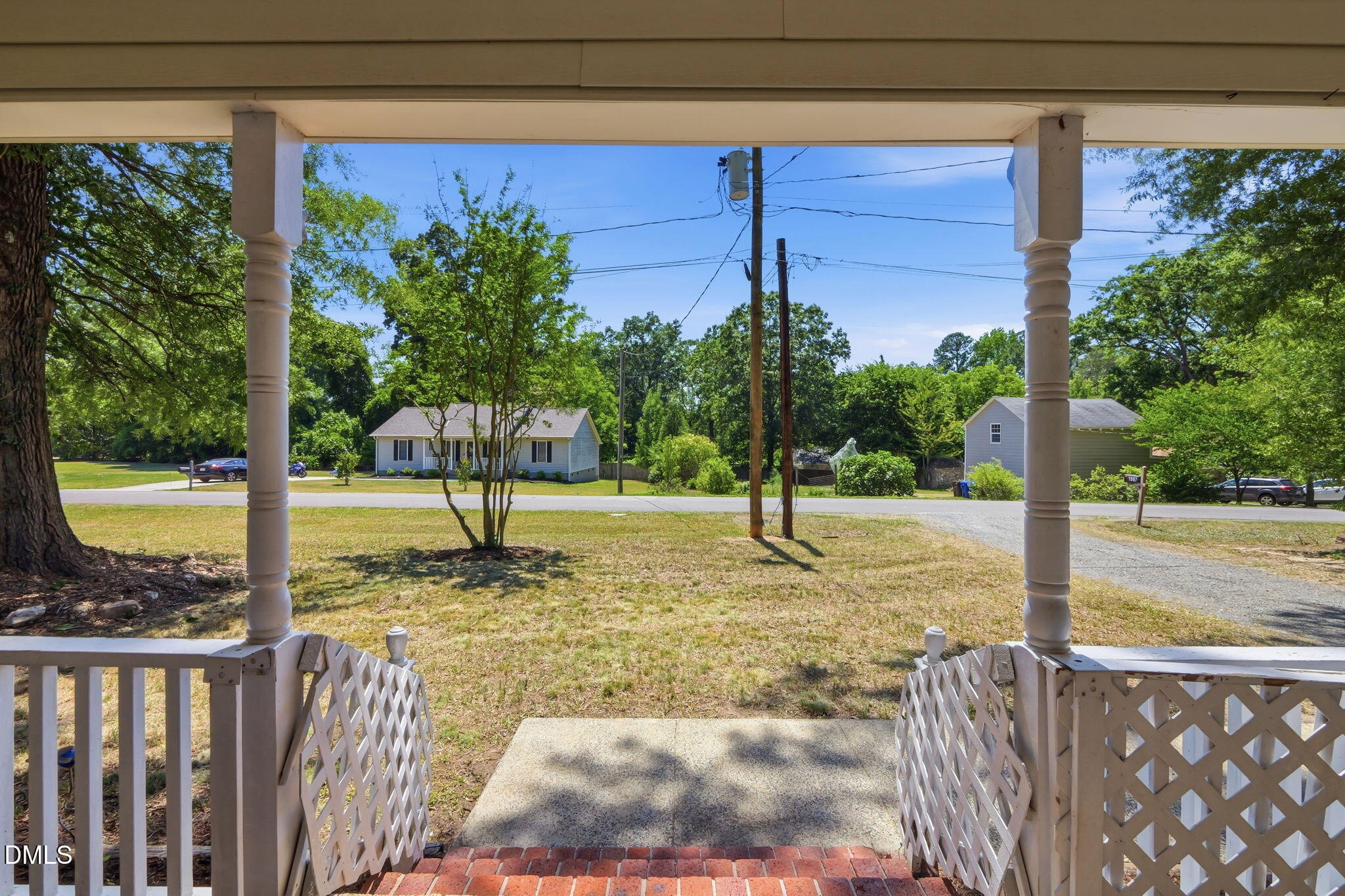 main property photo 20