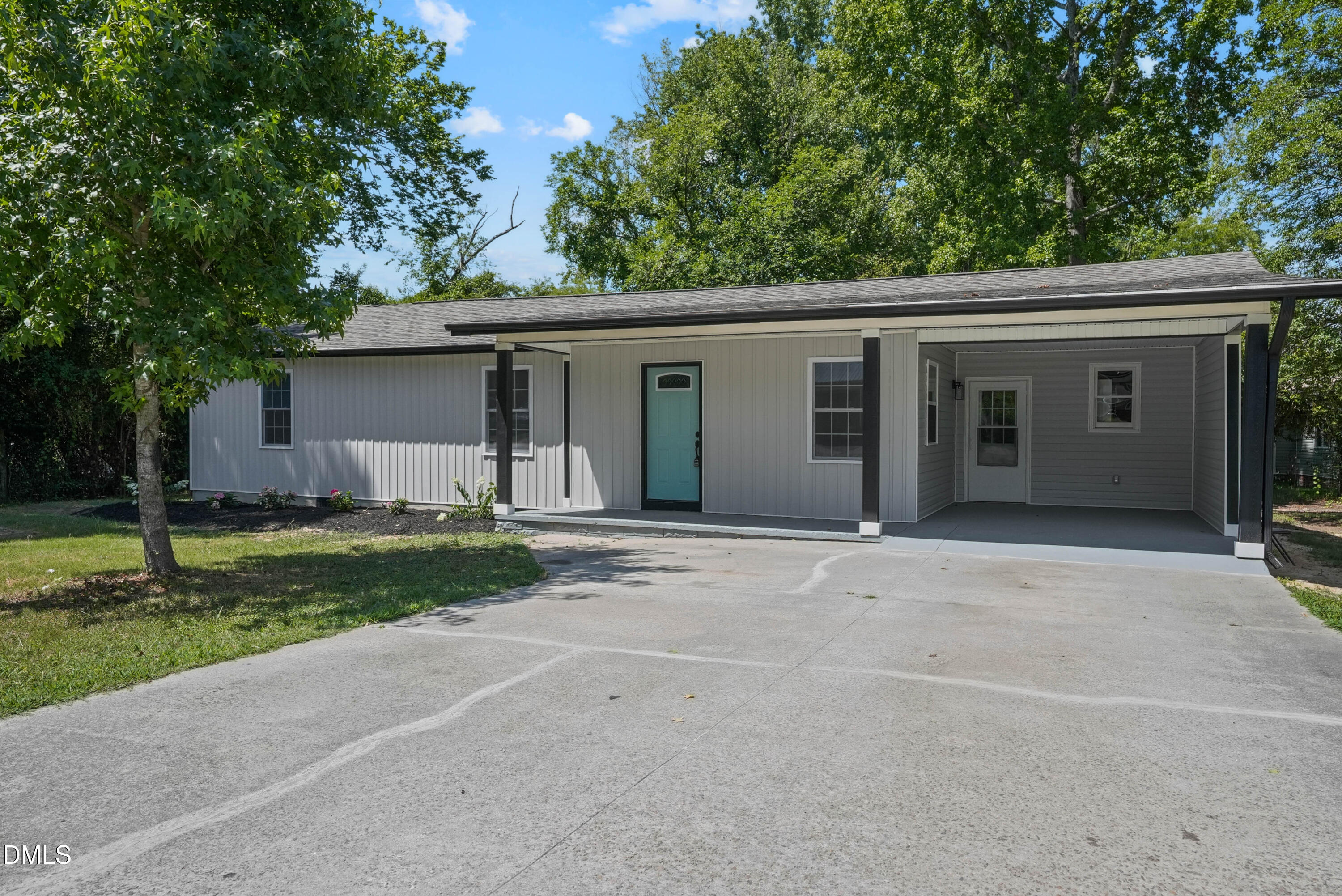 main property photo 37