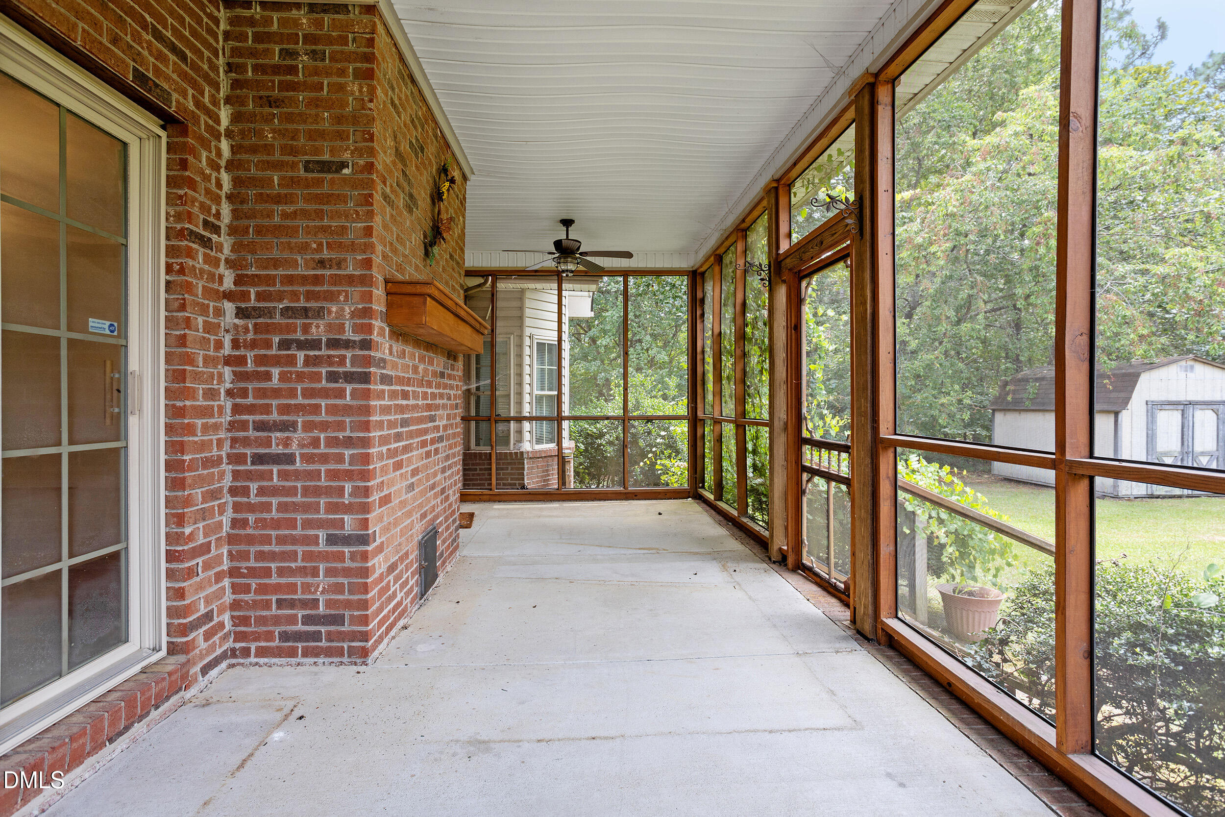 main property photo 27