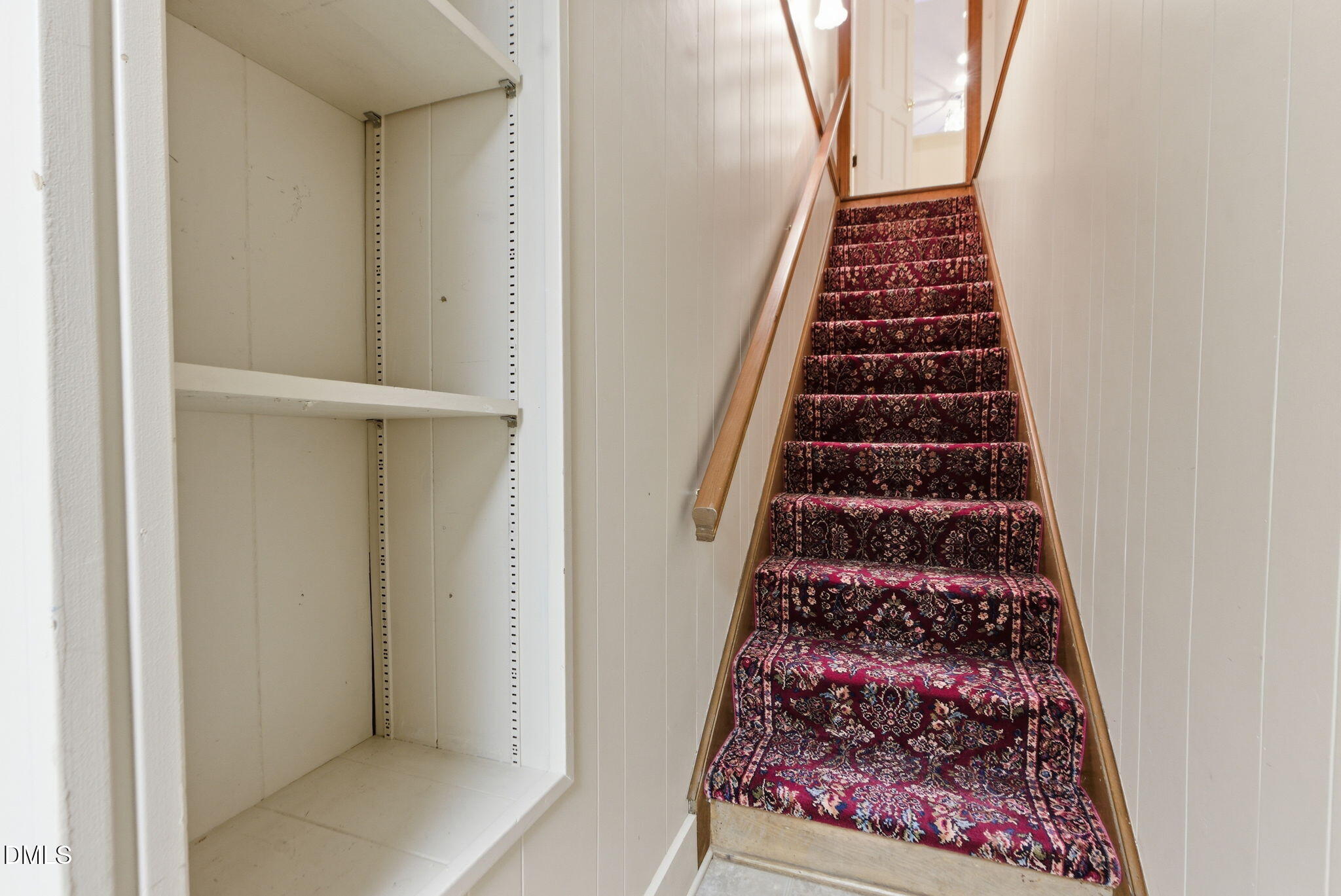 main property photo 40