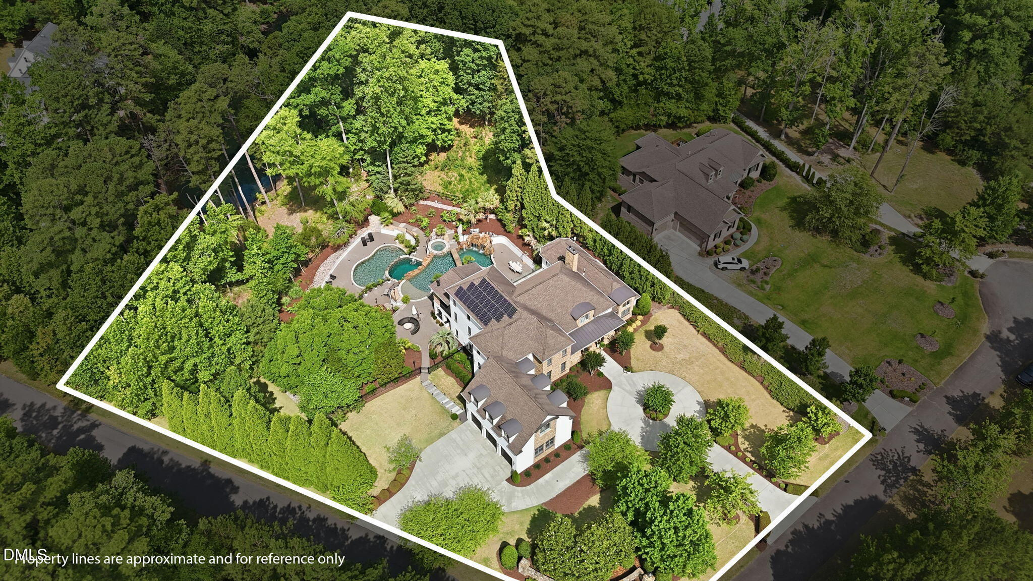 main property photo 3