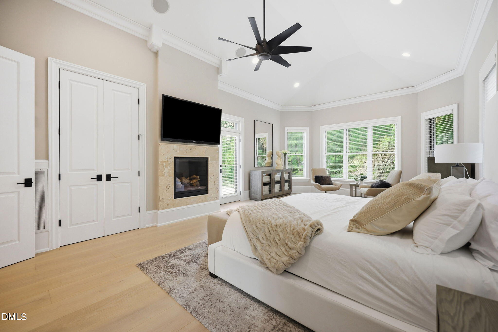 main property photo 75