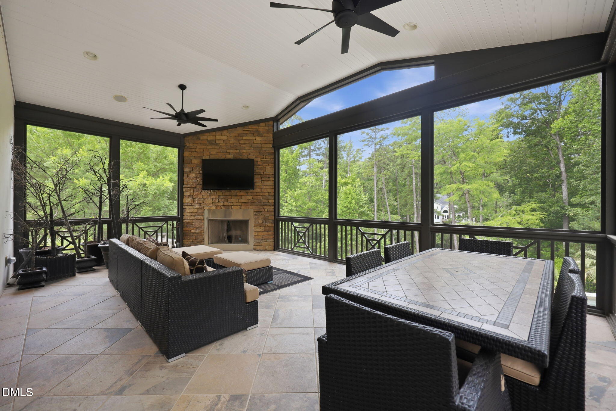 main property photo 77