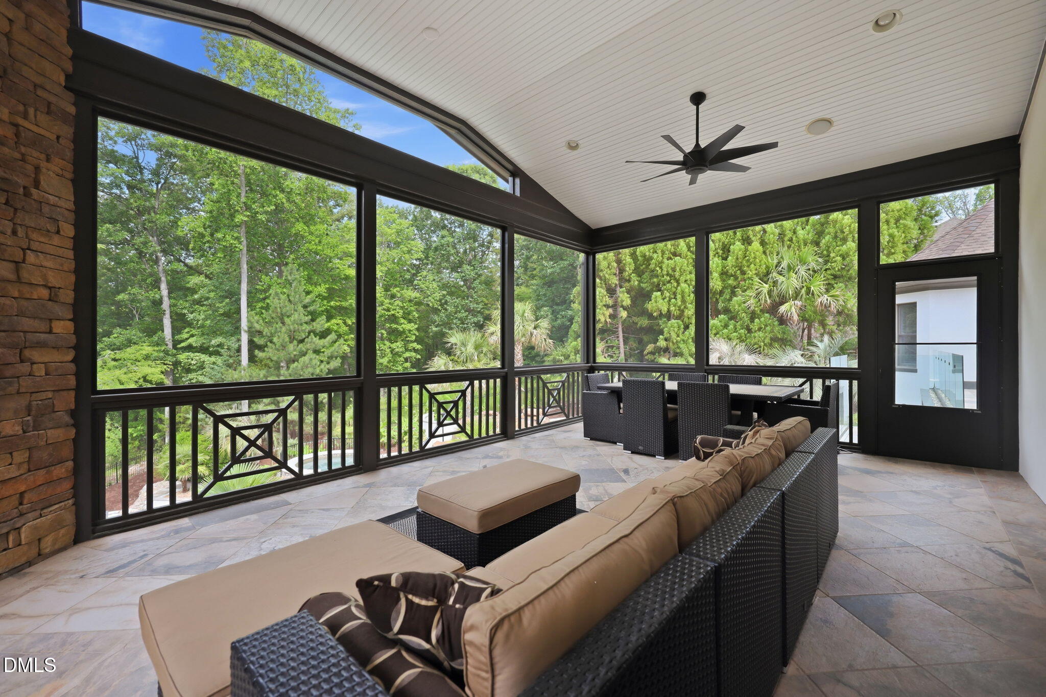 main property photo 78