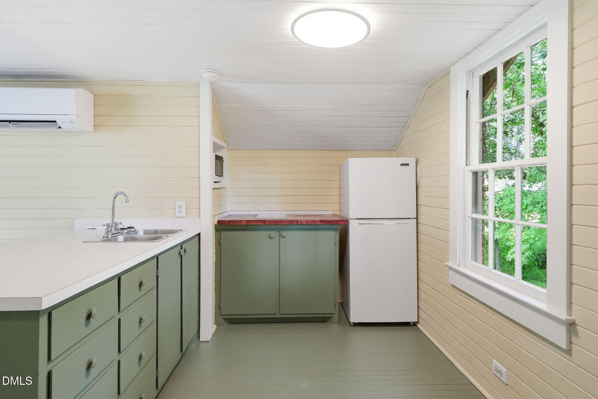 main property photo 70
