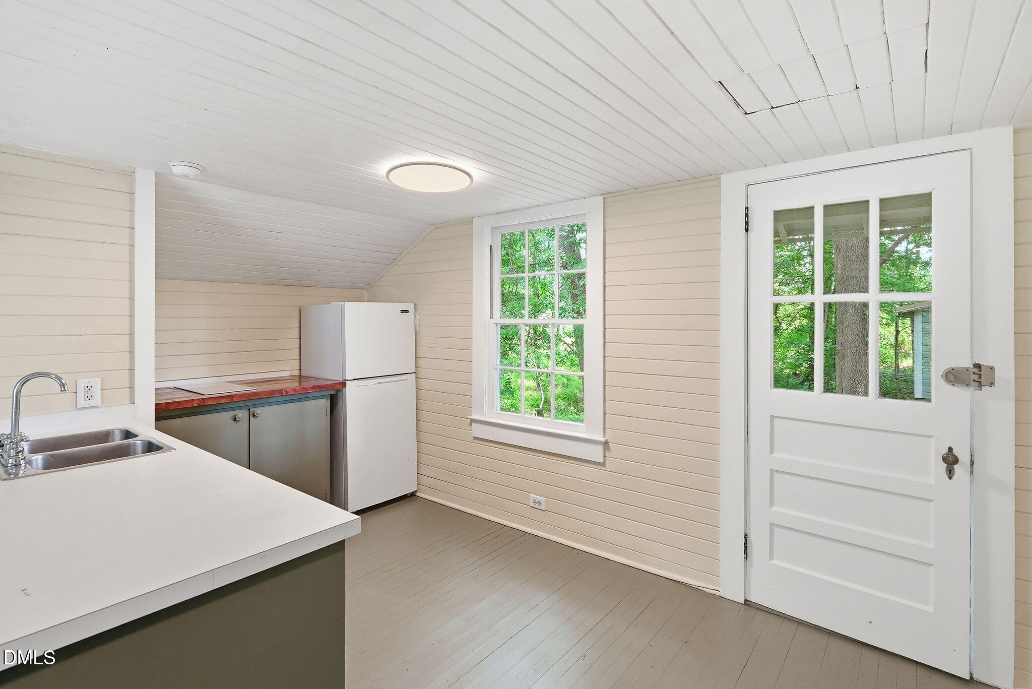 main property photo 71