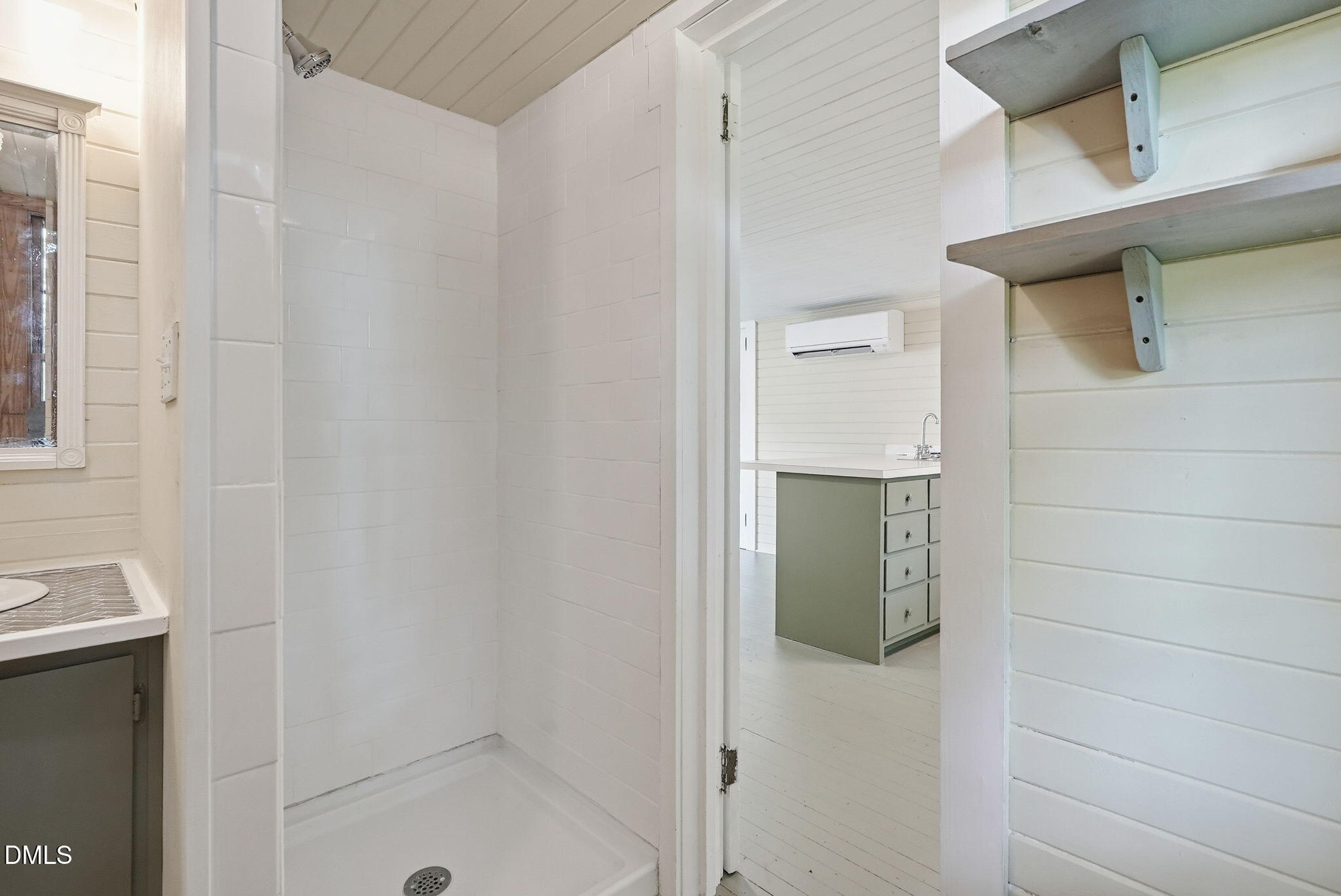 main property photo 78