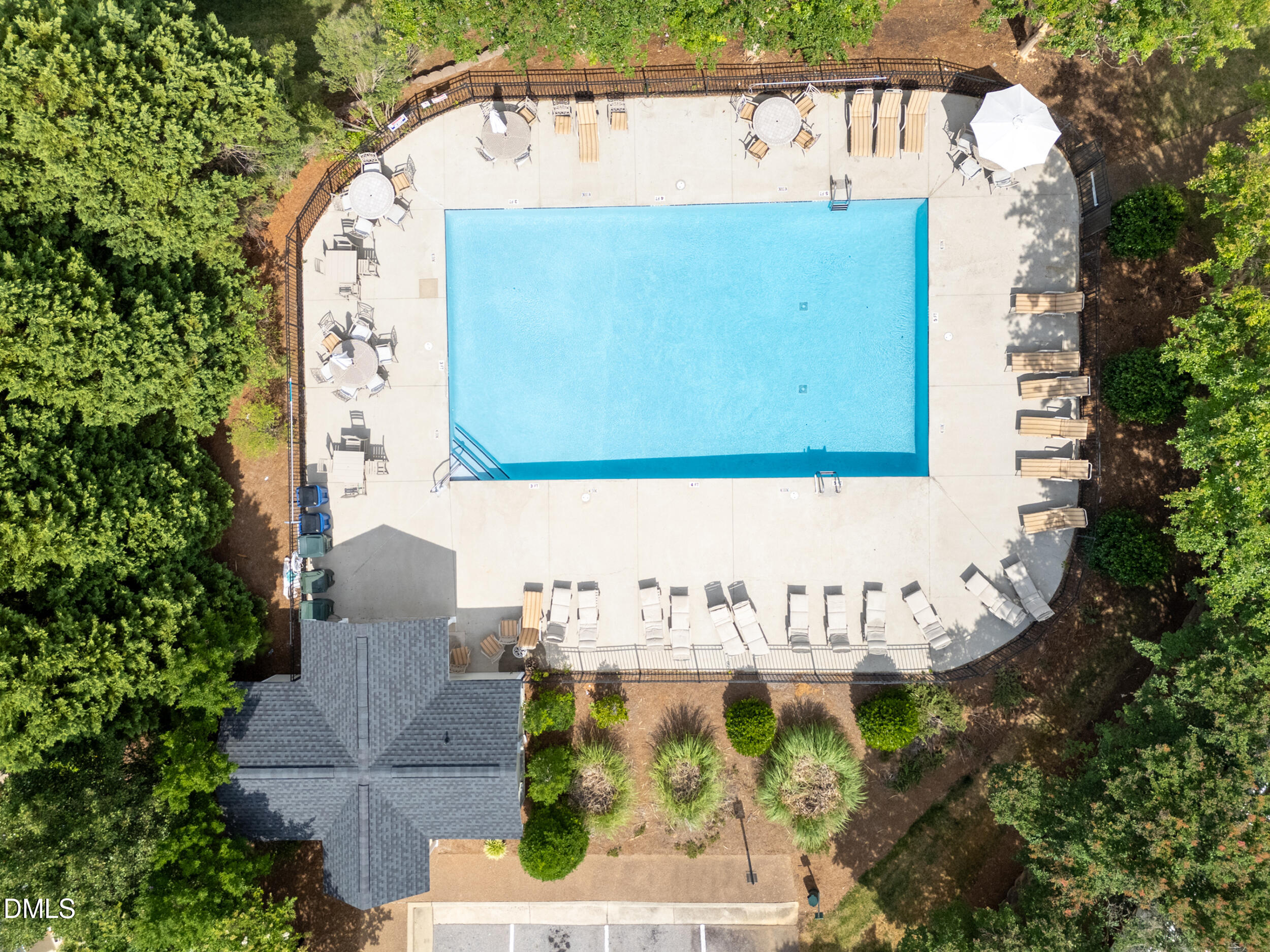 main property photo 58