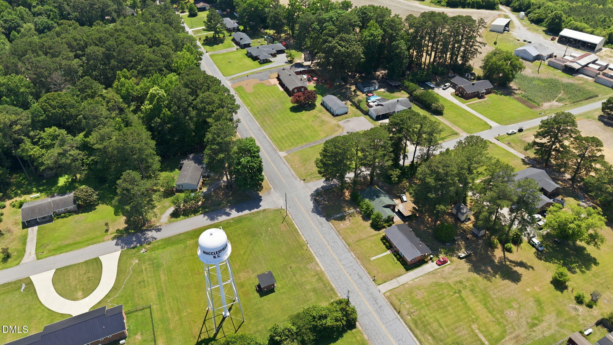 main property photo 41