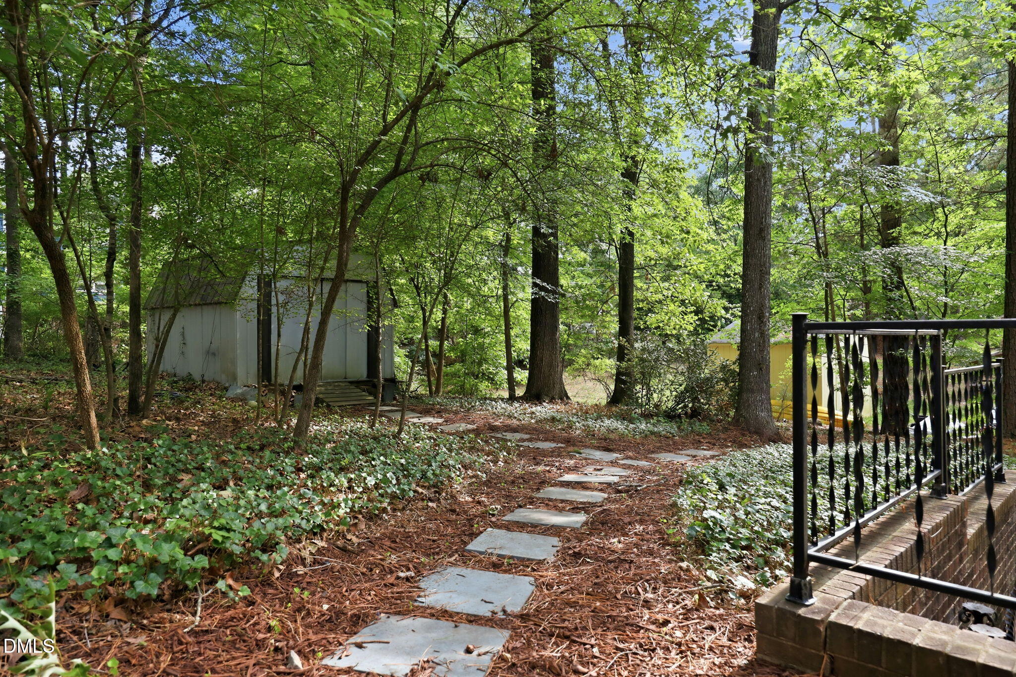 main property photo 21